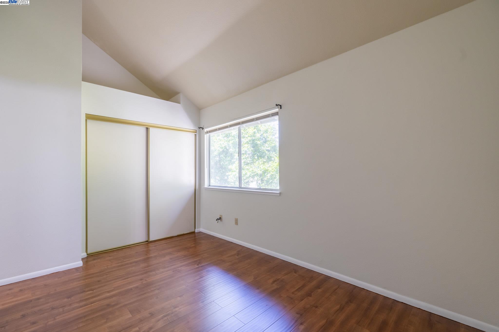 Detail Gallery Image 23 of 43 For 1080 Summerain Ct, San Jose,  CA 95122 - 2 Beds | 2/1 Baths