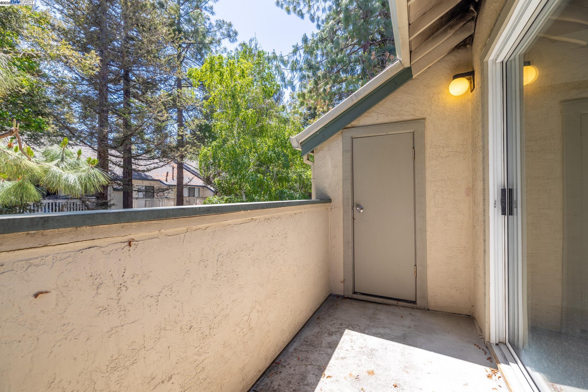 Detail Gallery Image 30 of 43 For 1080 Summerain Ct, San Jose,  CA 95122 - 2 Beds | 2/1 Baths