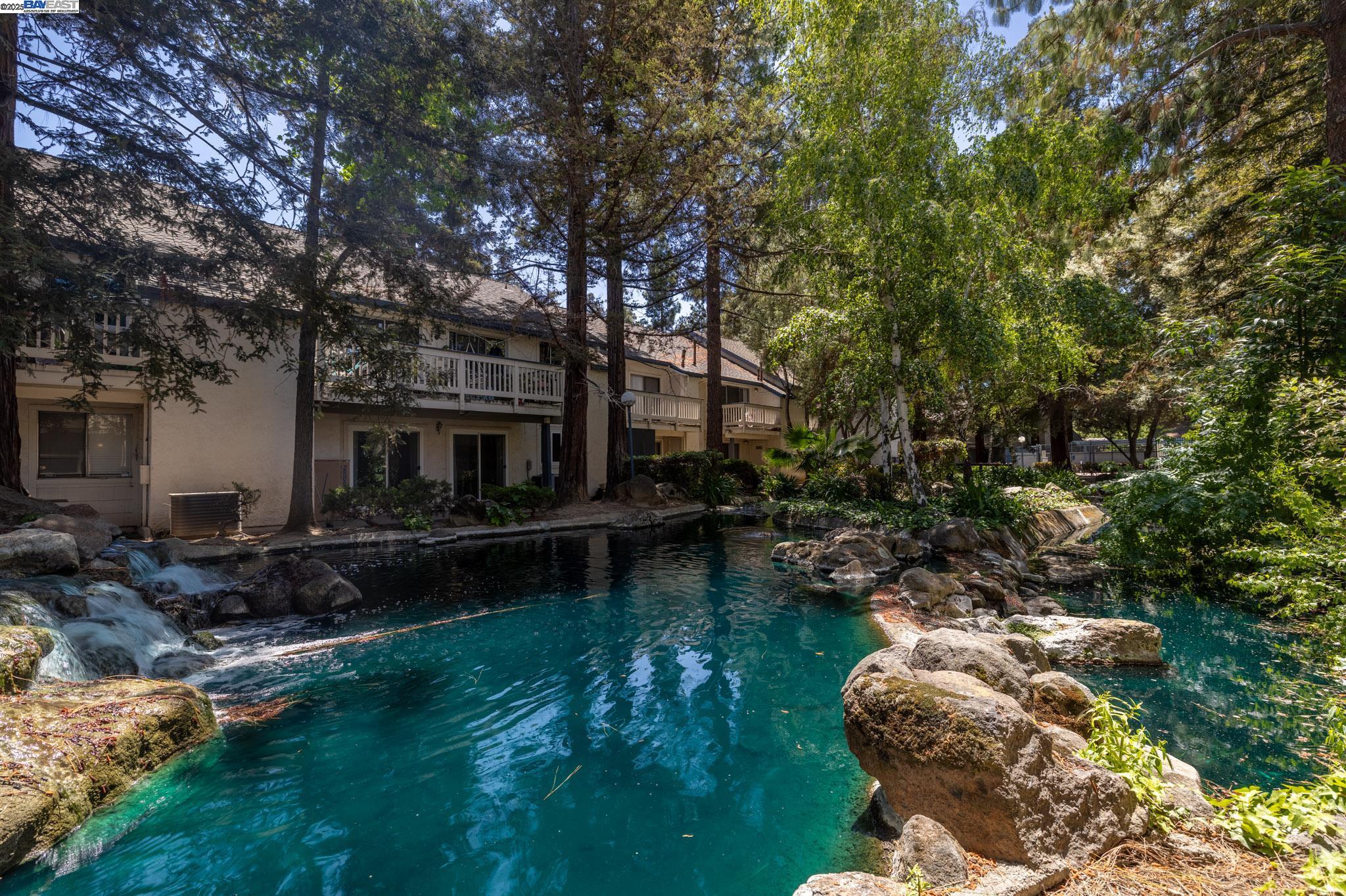 Detail Gallery Image 34 of 43 For 1080 Summerain Ct, San Jose,  CA 95122 - 2 Beds | 2/1 Baths