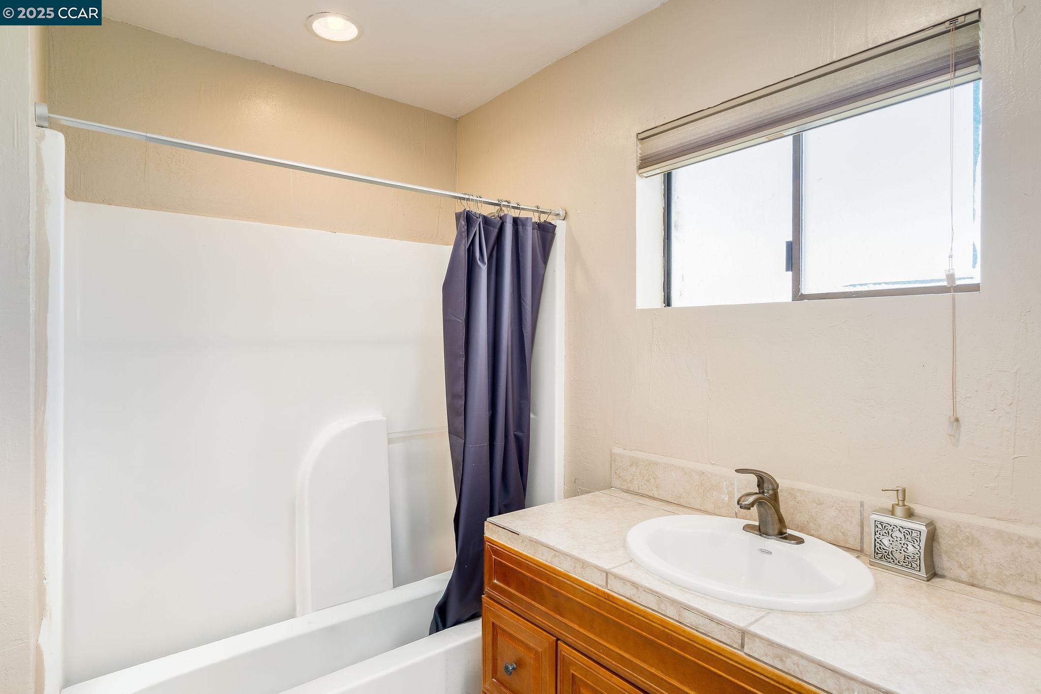 Detail Gallery Image 25 of 47 For 3301 Hosie Ave, Byron,  CA 94514 - 3 Beds | 3 Baths