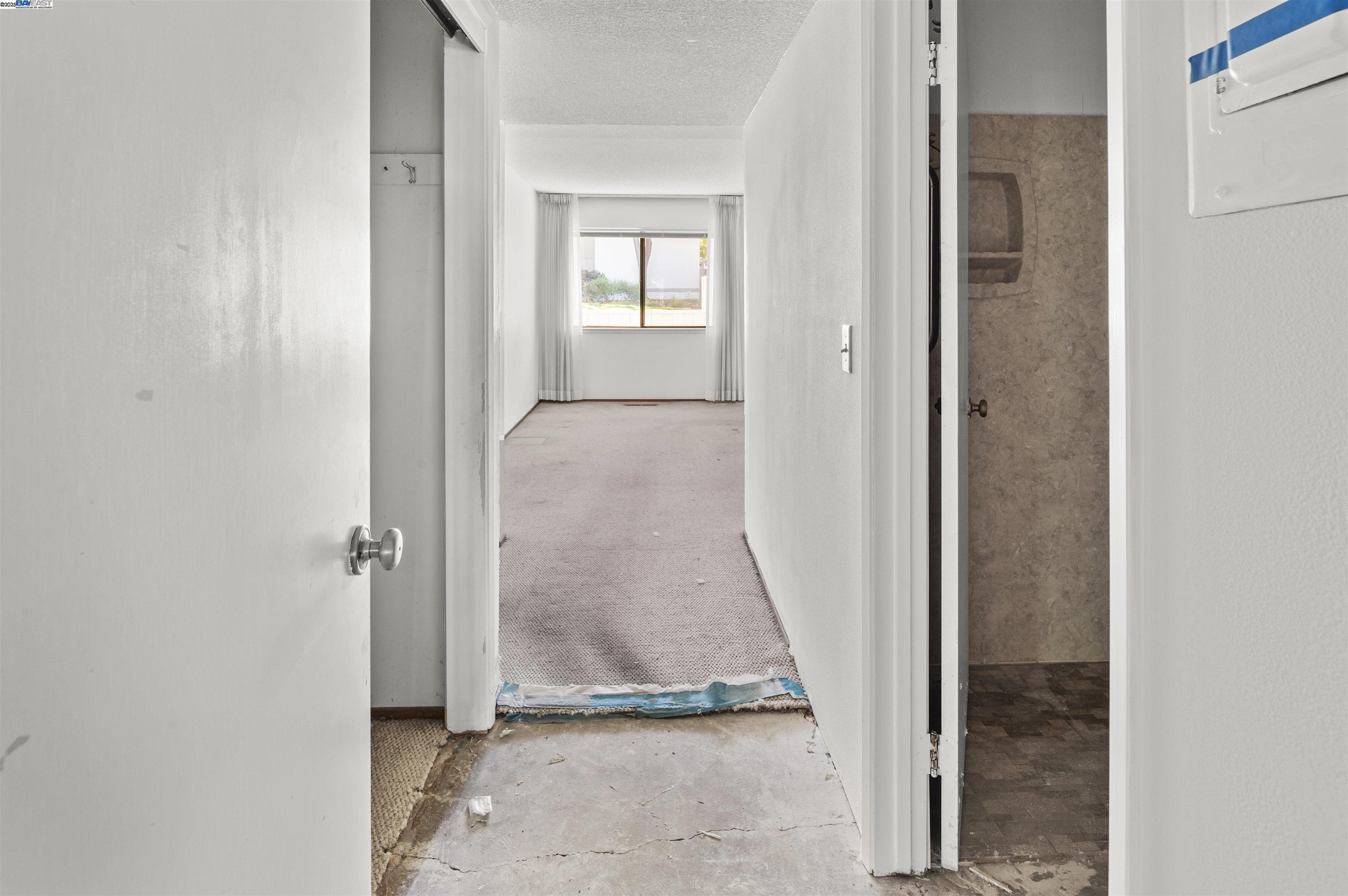 Detail Gallery Image 6 of 10 For 5424 Cribari Ct, San Jose,  CA 95135 - 2 Beds | 2 Baths