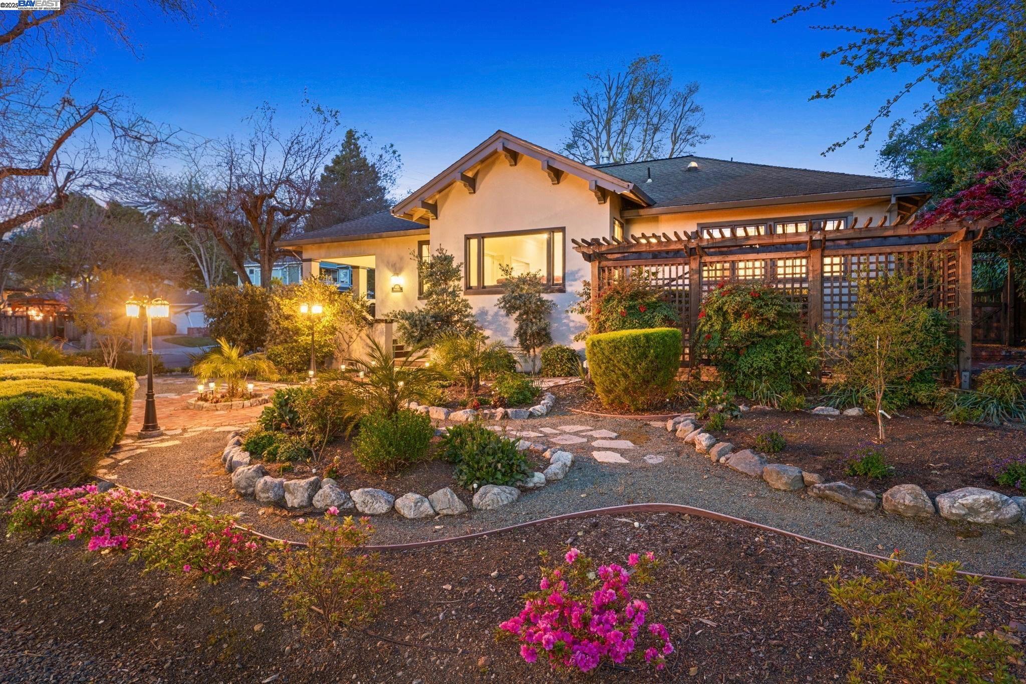 Detail Gallery Image 8 of 60 For 4614 2nd St, Pleasanton,  CA 94566 - 3 Beds | 2 Baths