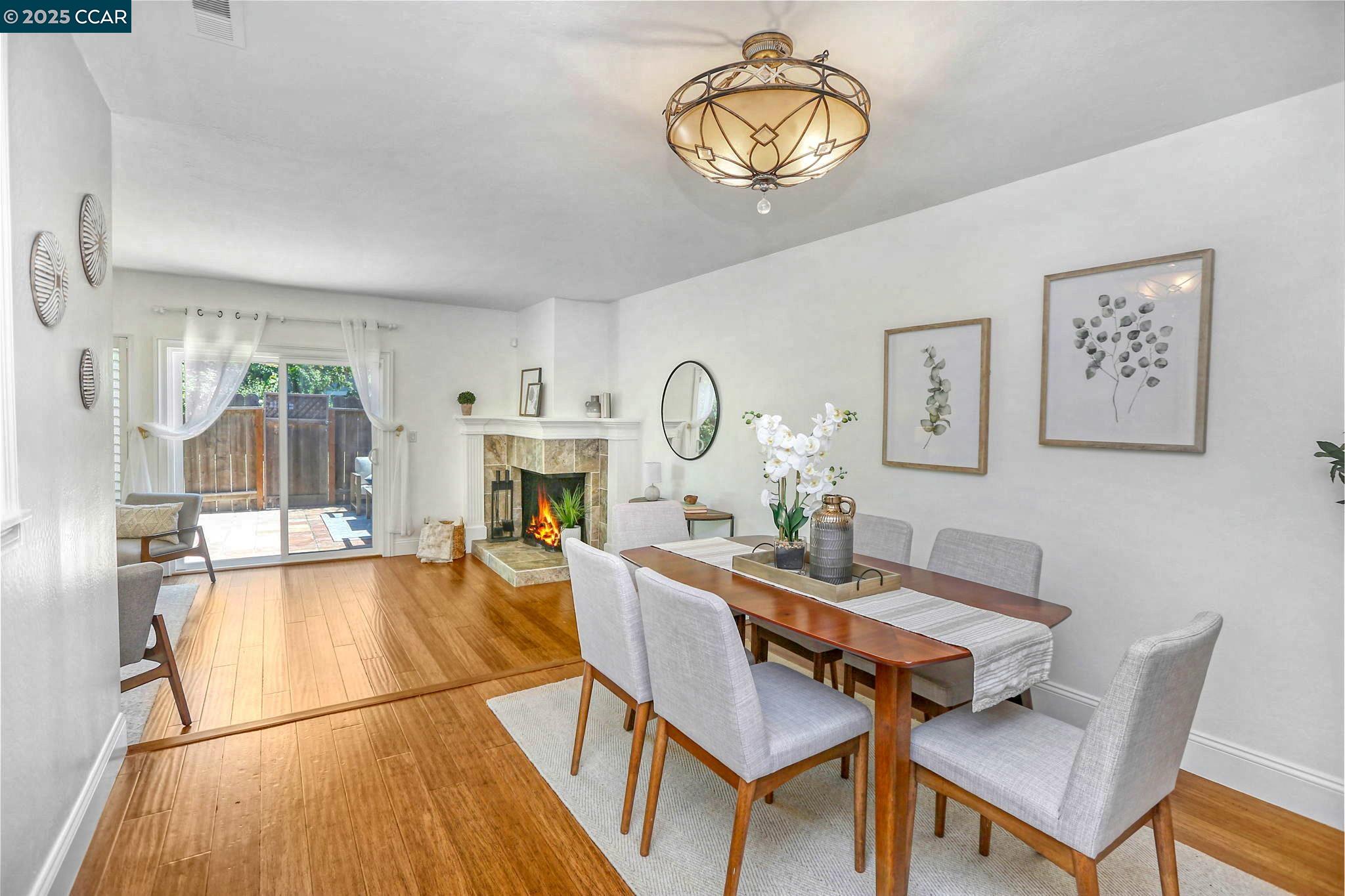 Detail Gallery Image 6 of 27 For 978 Shoal Dr, San Mateo,  CA 94404 - 3 Beds | 2/1 Baths
