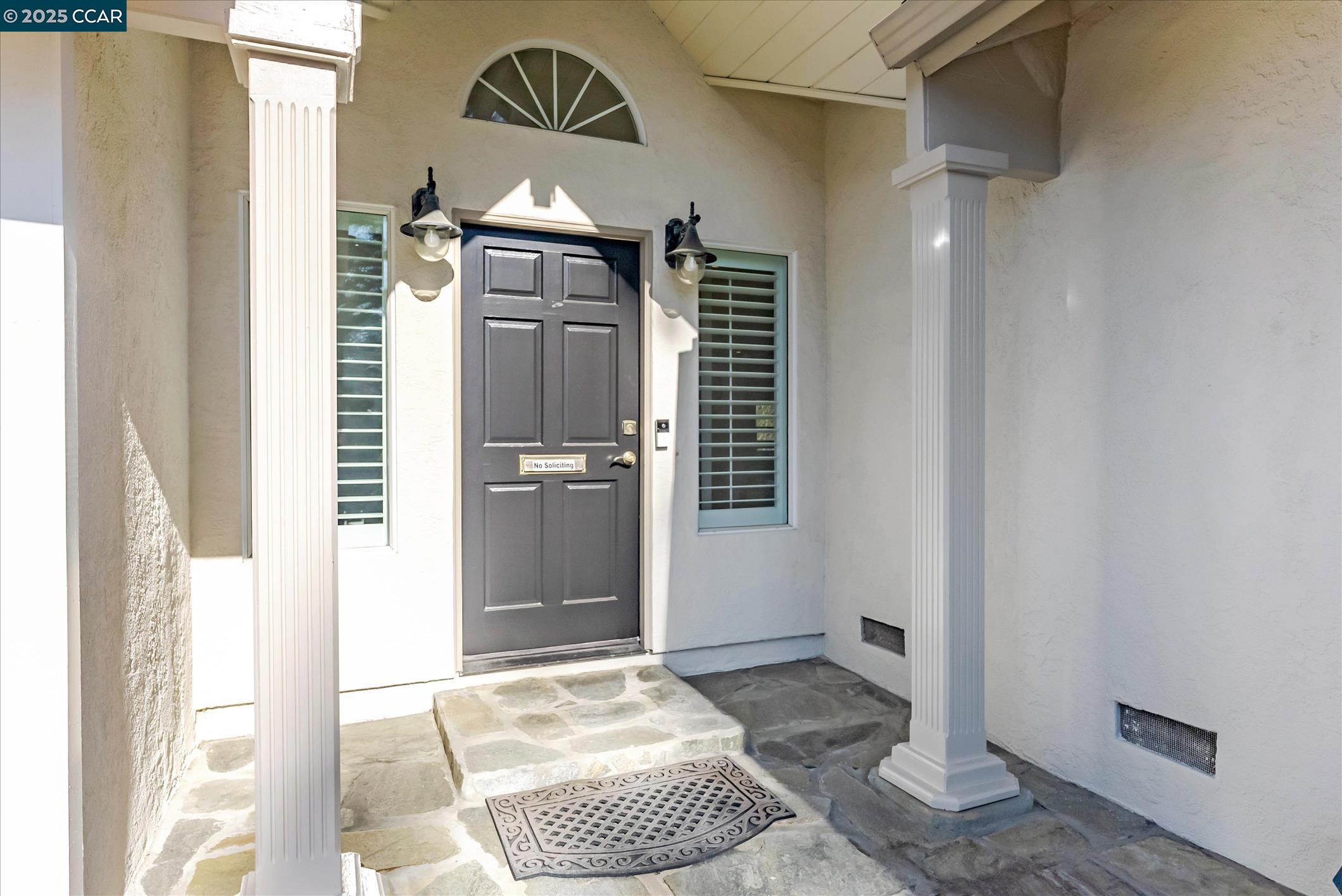 Detail Gallery Image 3 of 45 For 2626 Lariat Ln, Walnut Creek,  CA 94596 - 4 Beds | 2 Baths