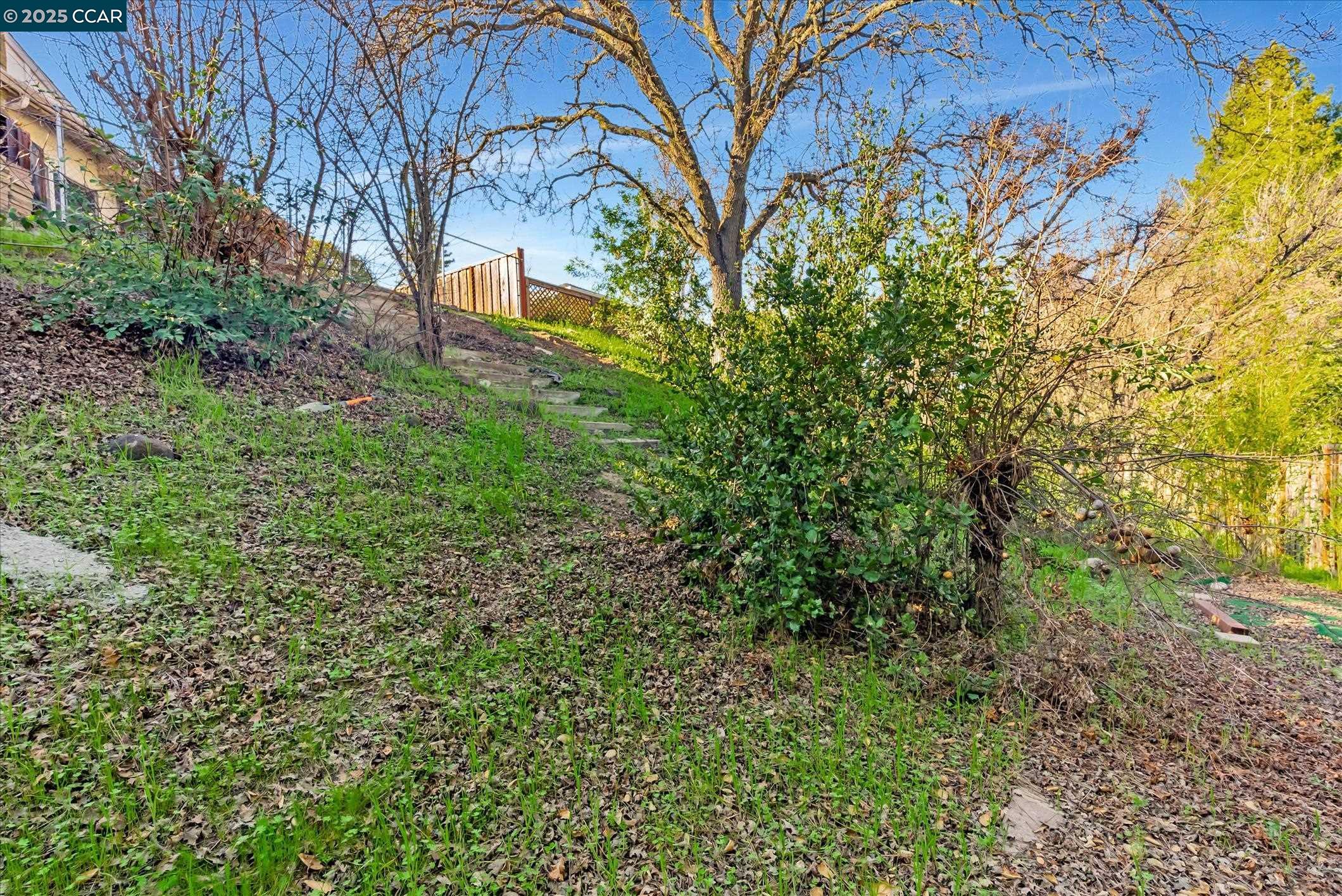 Detail Gallery Image 43 of 45 For 2626 Lariat Ln, Walnut Creek,  CA 94596 - 4 Beds | 2 Baths