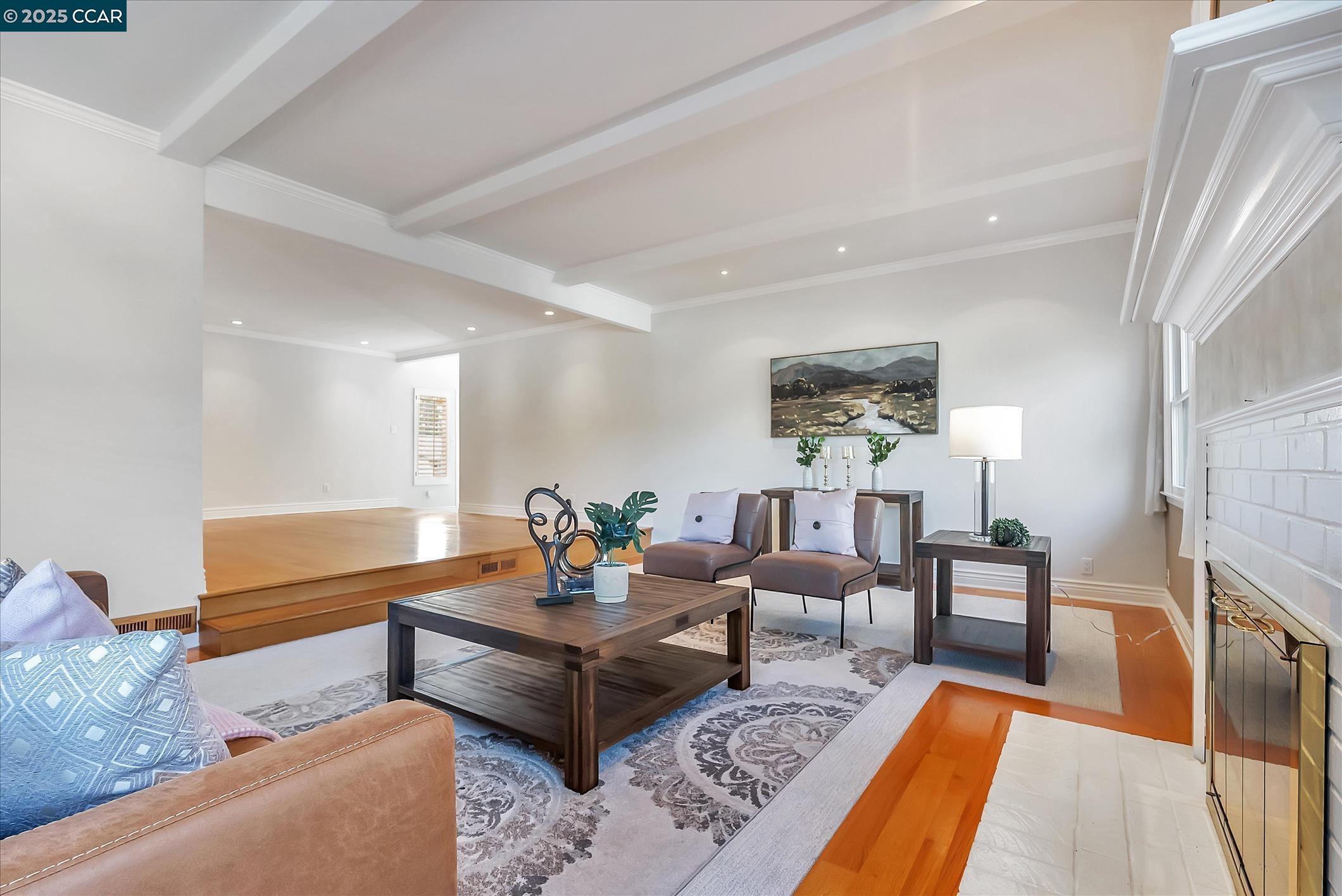 Detail Gallery Image 6 of 45 For 2626 Lariat Ln, Walnut Creek,  CA 94596 - 4 Beds | 2 Baths