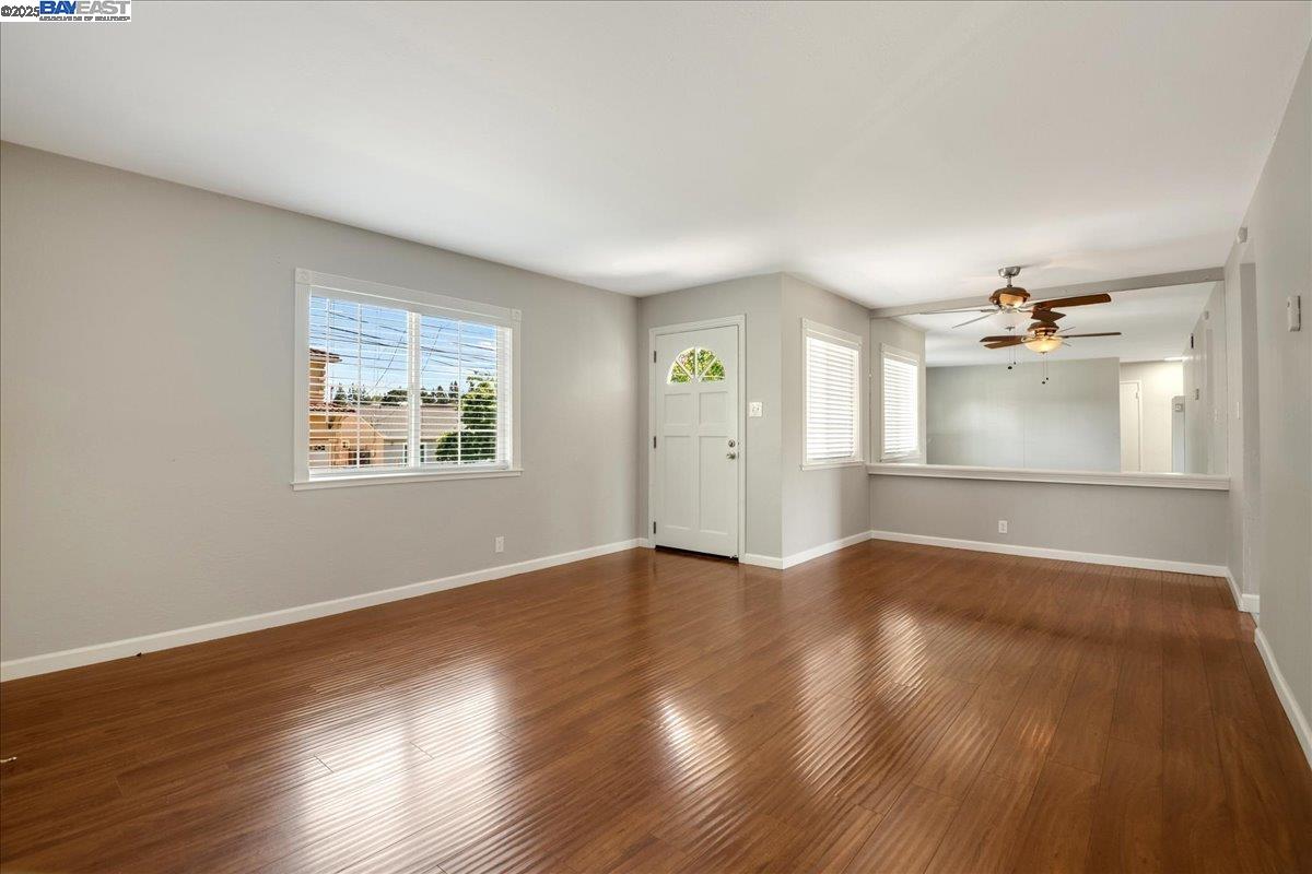 Detail Gallery Image 5 of 17 For 323 De Leon Ave, Fremont,  CA 94539 - 3 Beds | 1 Baths