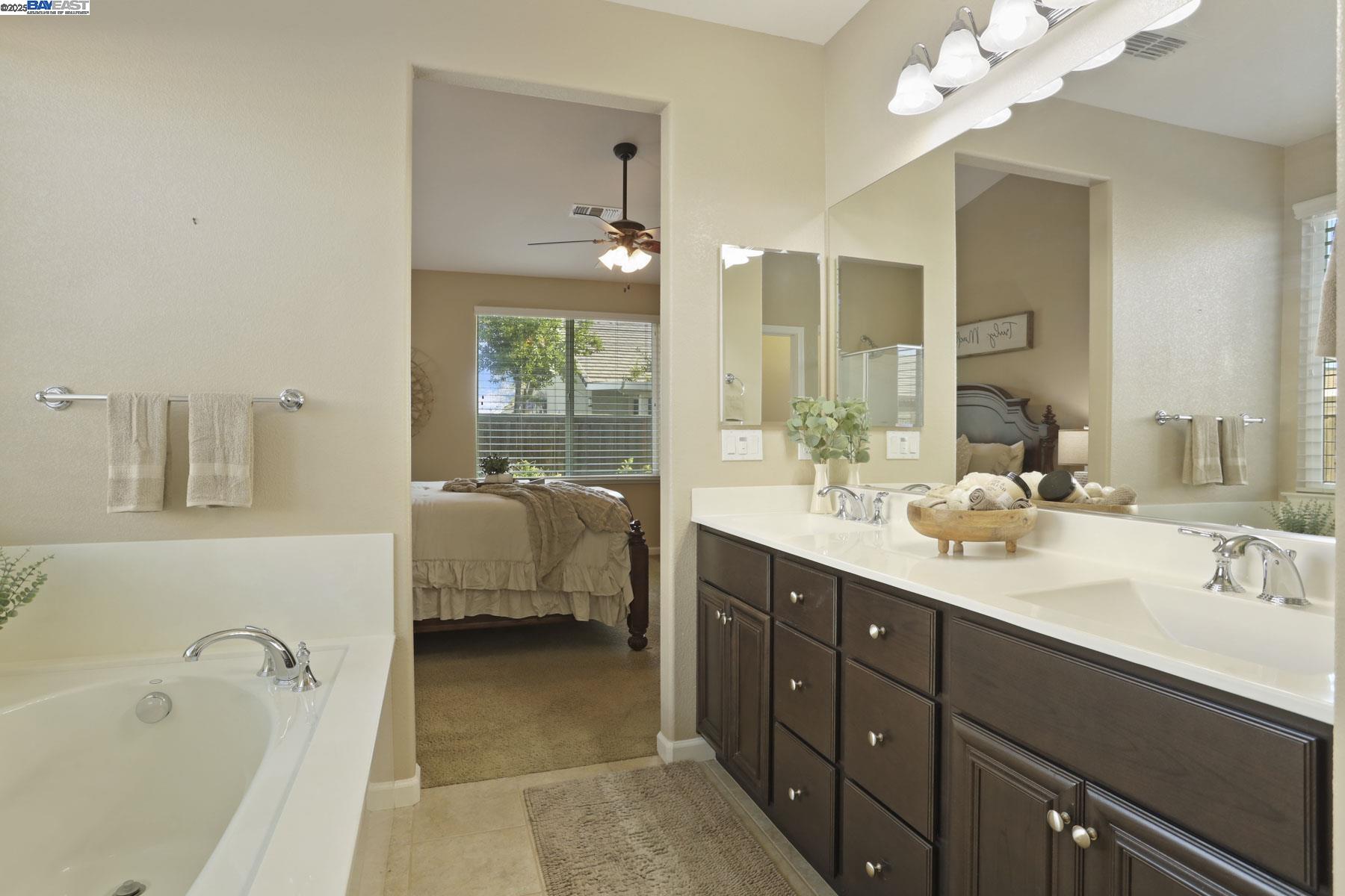 Detail Gallery Image 23 of 56 For 7541 Nuncia Ct, Hughson,  CA 95326 - 3 Beds | 2/1 Baths