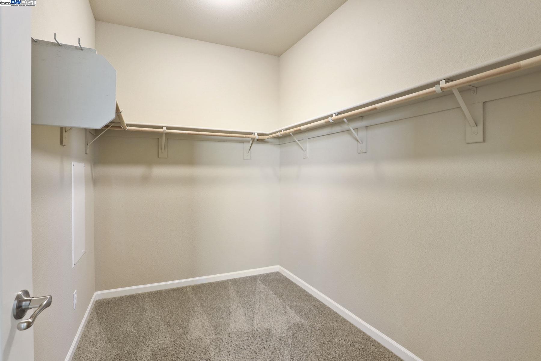 Detail Gallery Image 24 of 56 For 7541 Nuncia Ct, Hughson,  CA 95326 - 3 Beds | 2/1 Baths