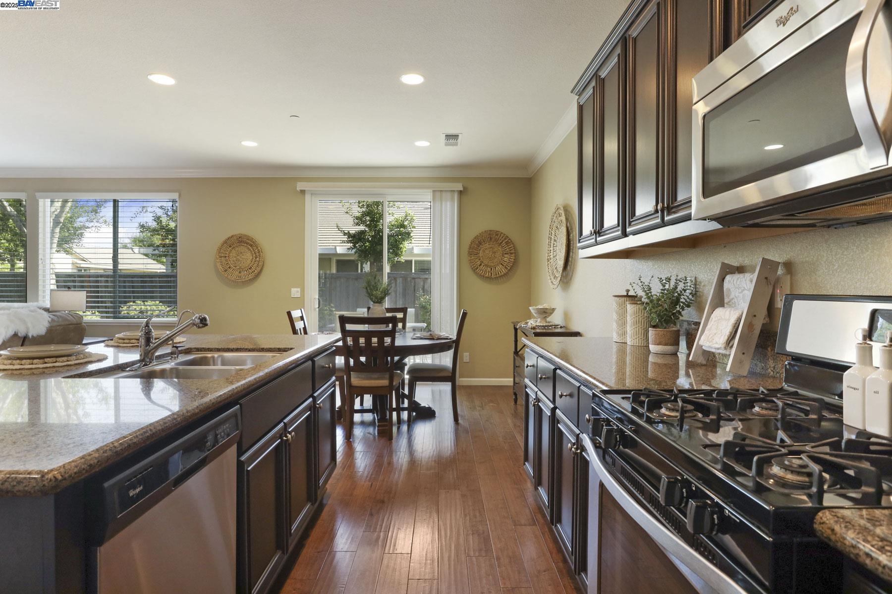 Detail Gallery Image 34 of 56 For 7541 Nuncia Ct, Hughson,  CA 95326 - 3 Beds | 2/1 Baths