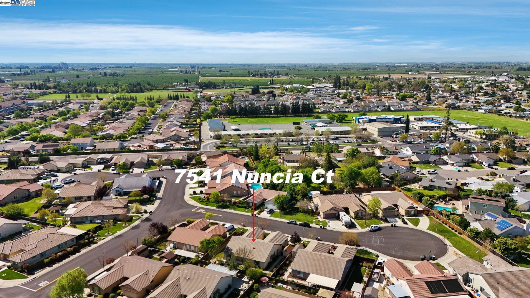 Detail Gallery Image 6 of 56 For 7541 Nuncia Ct, Hughson,  CA 95326 - 3 Beds | 2/1 Baths