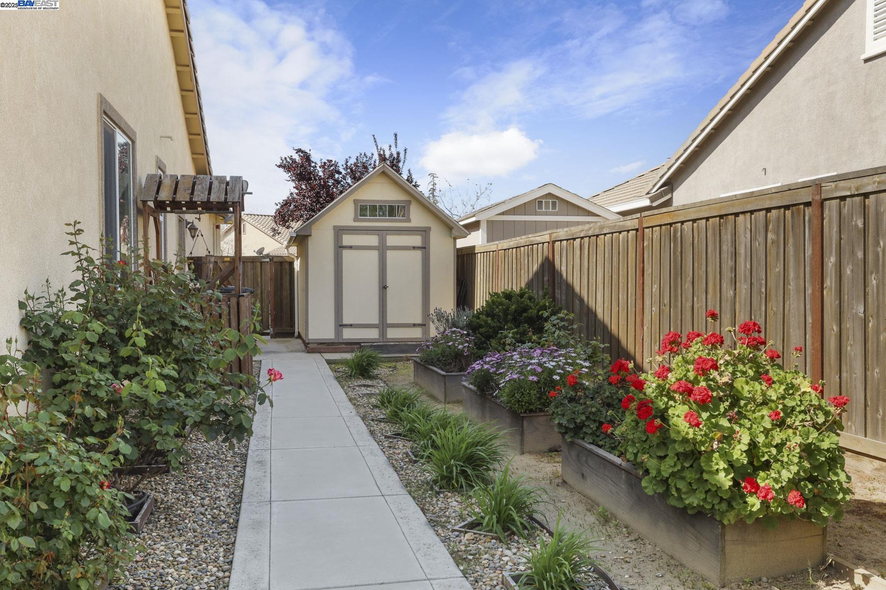 Detail Gallery Image 55 of 56 For 7541 Nuncia Ct, Hughson,  CA 95326 - 3 Beds | 2/1 Baths