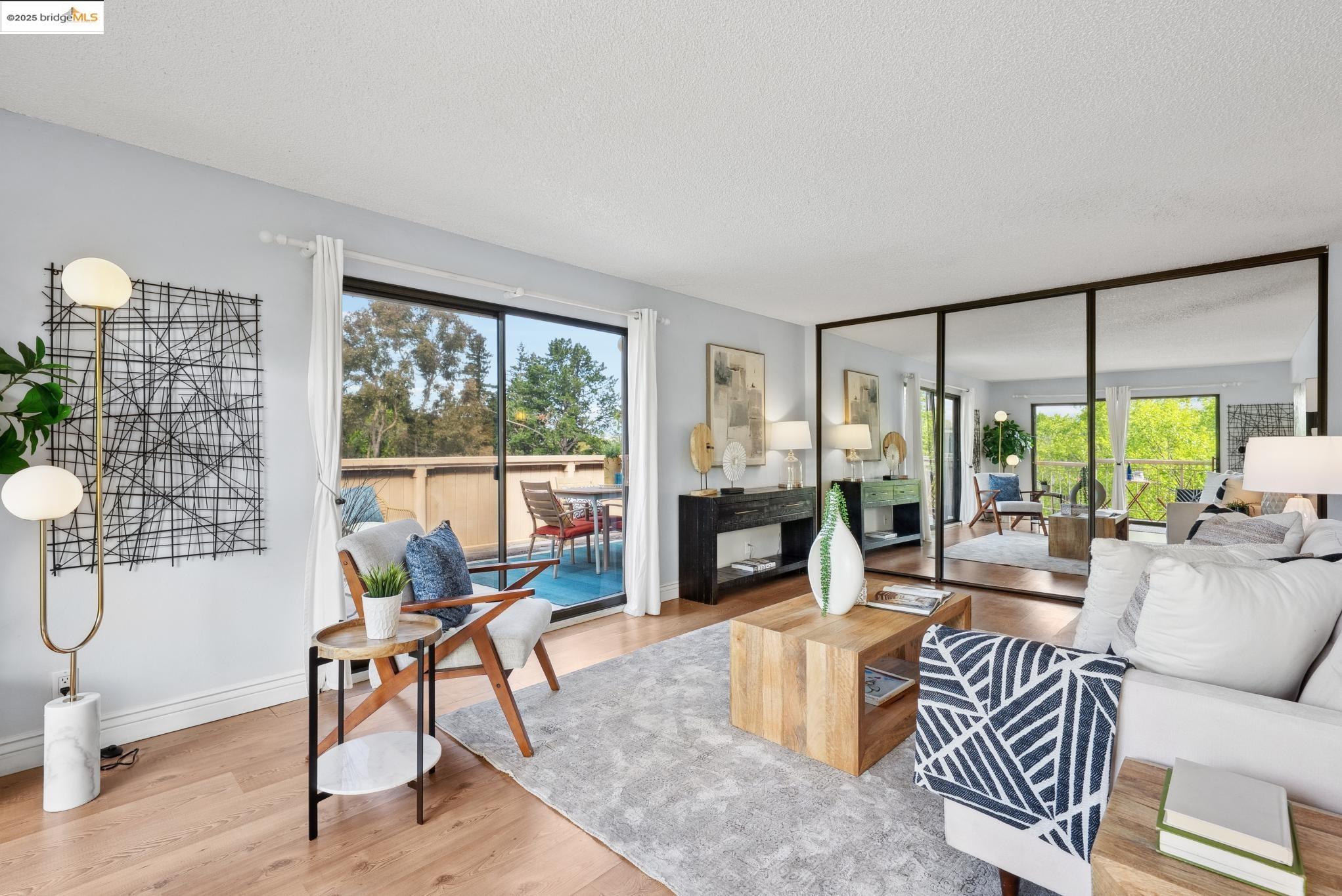 Detail Gallery Image 1 of 51 For 490 N. Civic Dr #505,  Walnut Creek,  CA 94596 - 1 Beds | 1 Baths