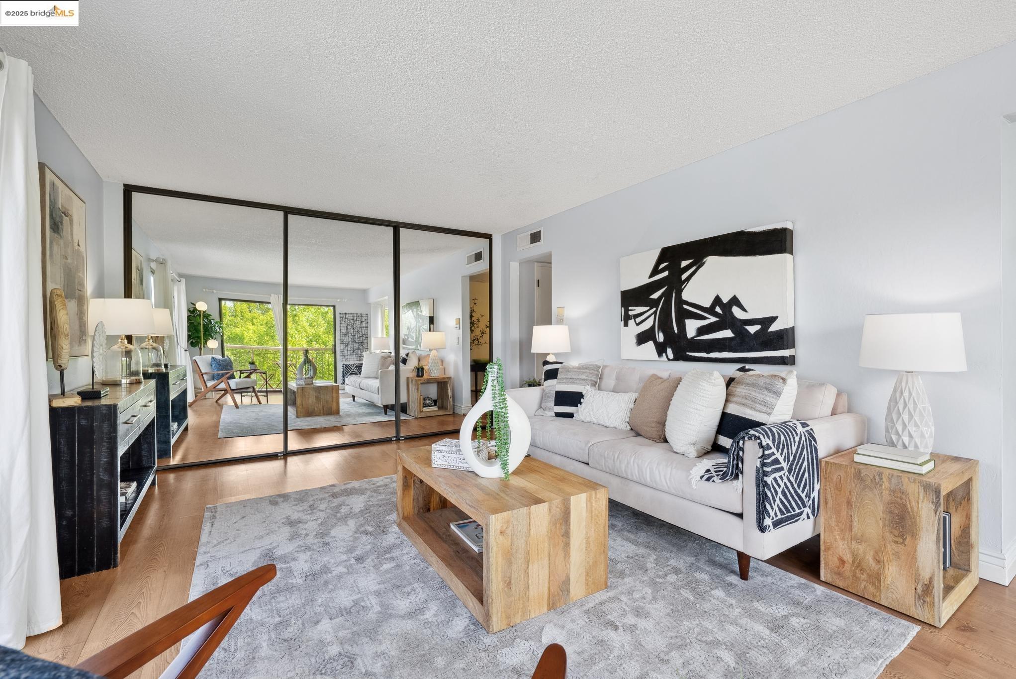 Detail Gallery Image 18 of 51 For 490 N. Civic Dr #505,  Walnut Creek,  CA 94596 - 1 Beds | 1 Baths