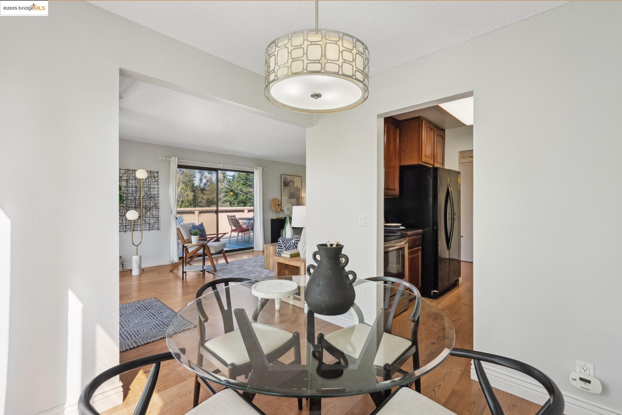 Detail Gallery Image 21 of 51 For 490 N. Civic Dr #505,  Walnut Creek,  CA 94596 - 1 Beds | 1 Baths