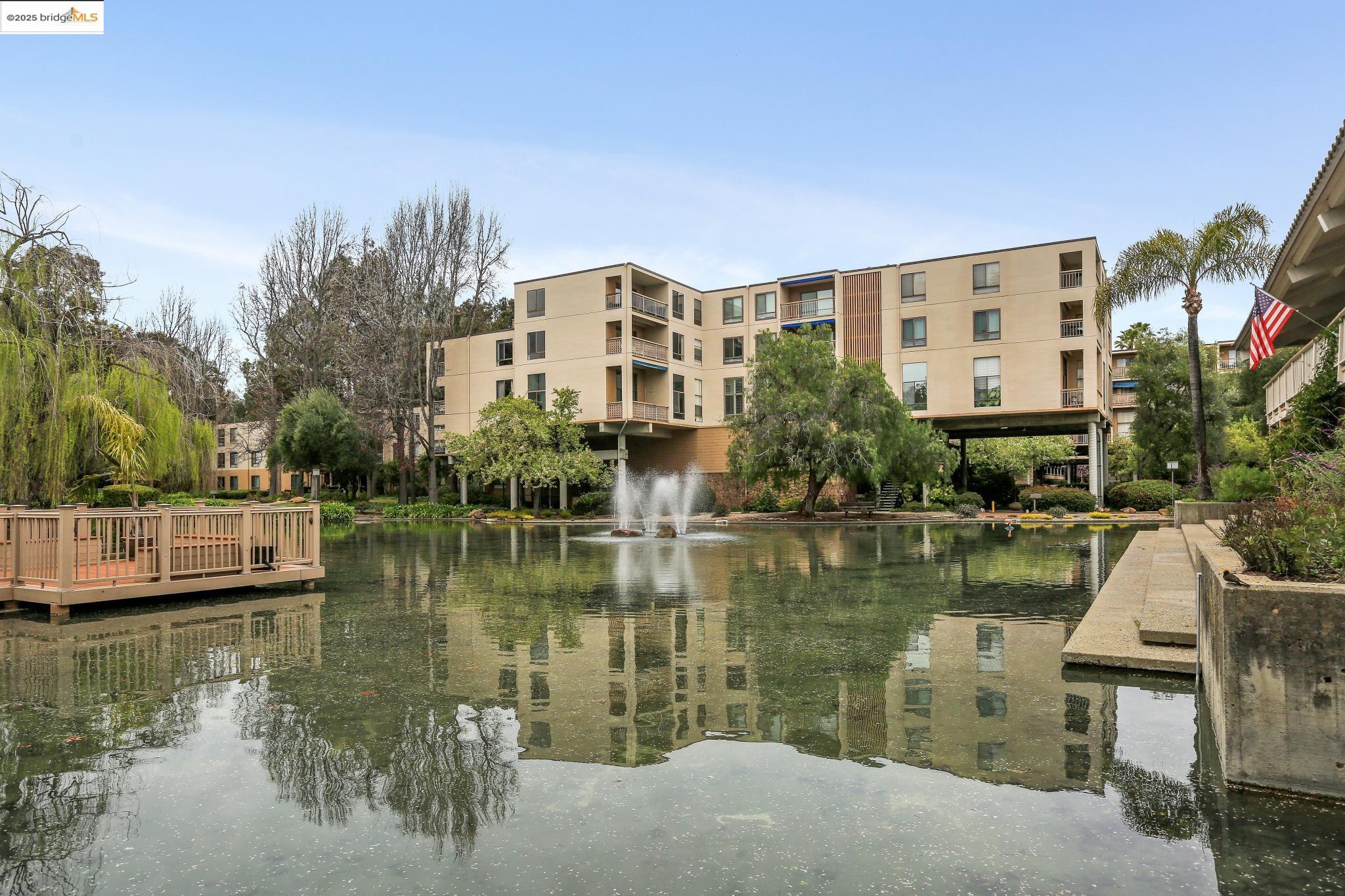 Detail Gallery Image 39 of 51 For 490 N. Civic Dr #505,  Walnut Creek,  CA 94596 - 1 Beds | 1 Baths