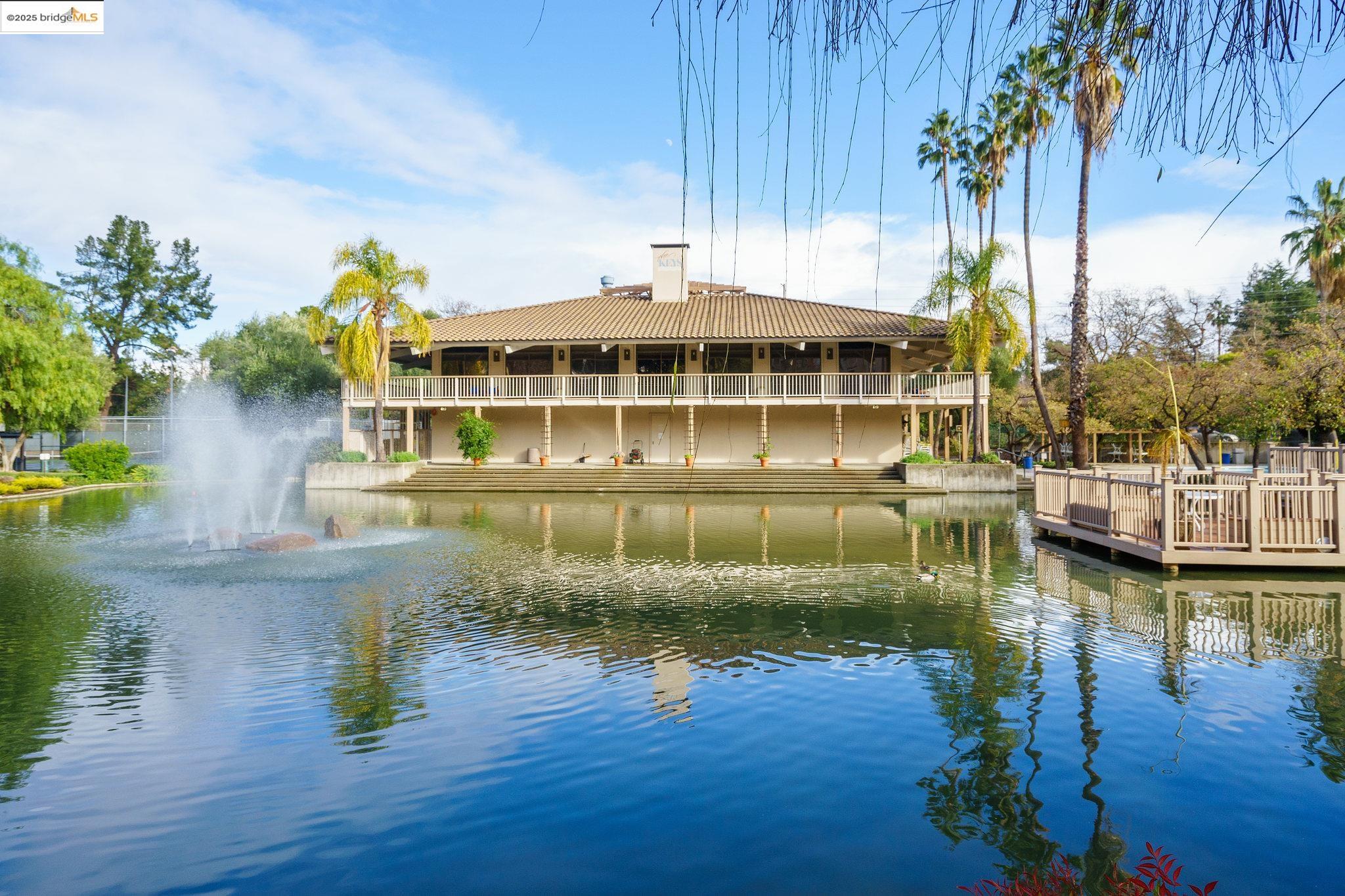 Detail Gallery Image 9 of 51 For 490 N. Civic Dr #505,  Walnut Creek,  CA 94596 - 1 Beds | 1 Baths