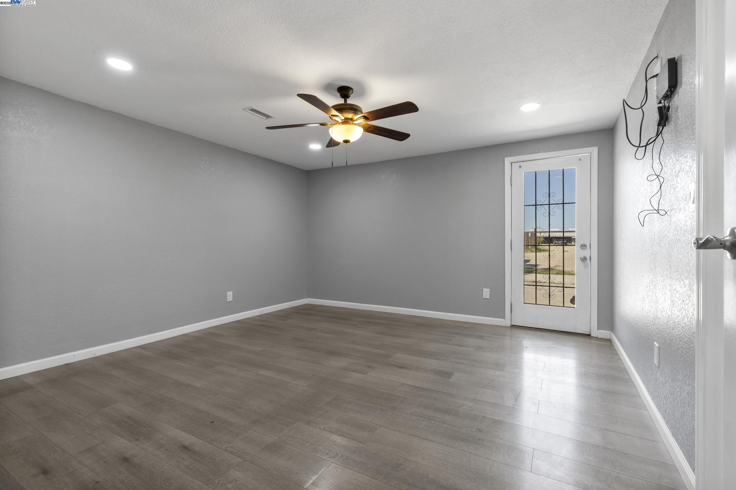 Detail Gallery Image 18 of 44 For 31145 S Koster Road, Tracy,  CA 95304 - 7 Beds | 4 Baths