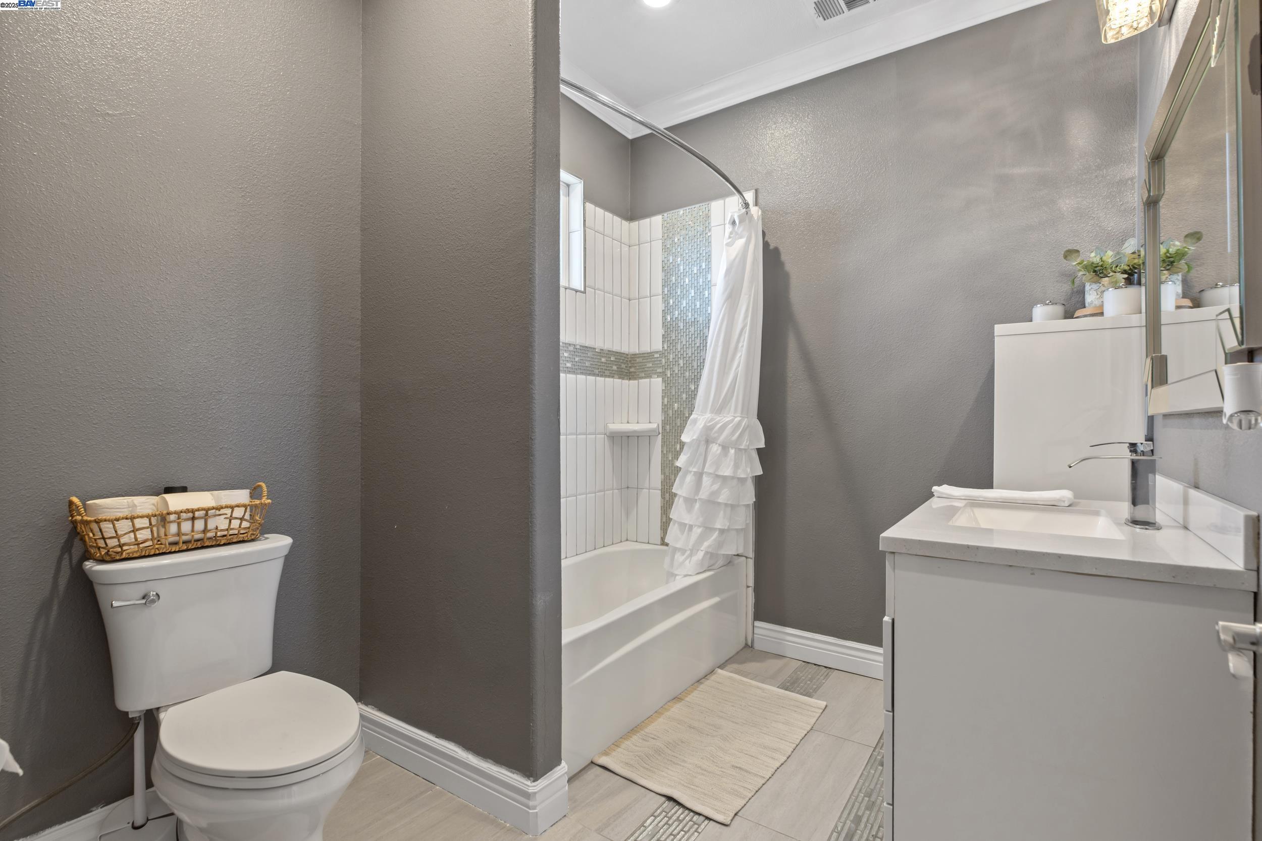 Detail Gallery Image 23 of 44 For 31145 S Koster Road, Tracy,  CA 95304 - 7 Beds | 4 Baths