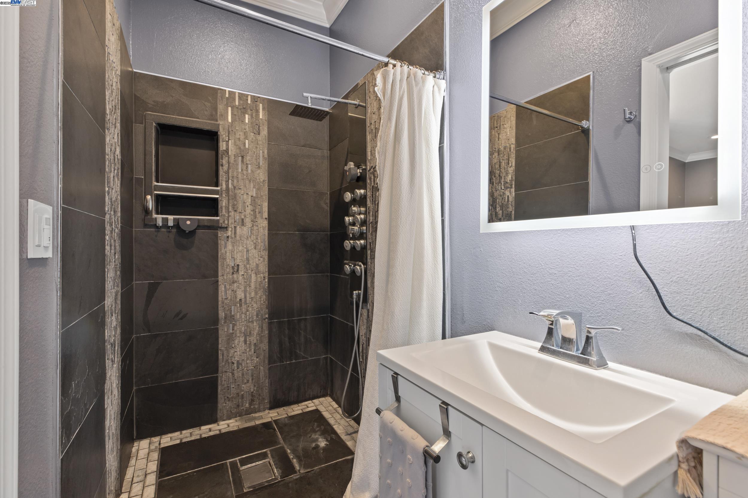 Detail Gallery Image 29 of 44 For 31145 S Koster Road, Tracy,  CA 95304 - 7 Beds | 4 Baths