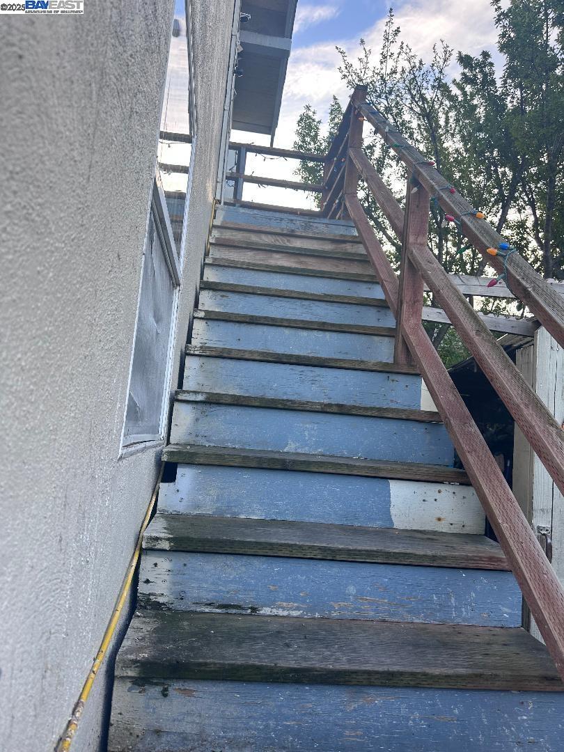 Detail Gallery Image 13 of 19 For 1317 Chanslor Ave, Richmond,  CA 94801 - – Beds | – Baths