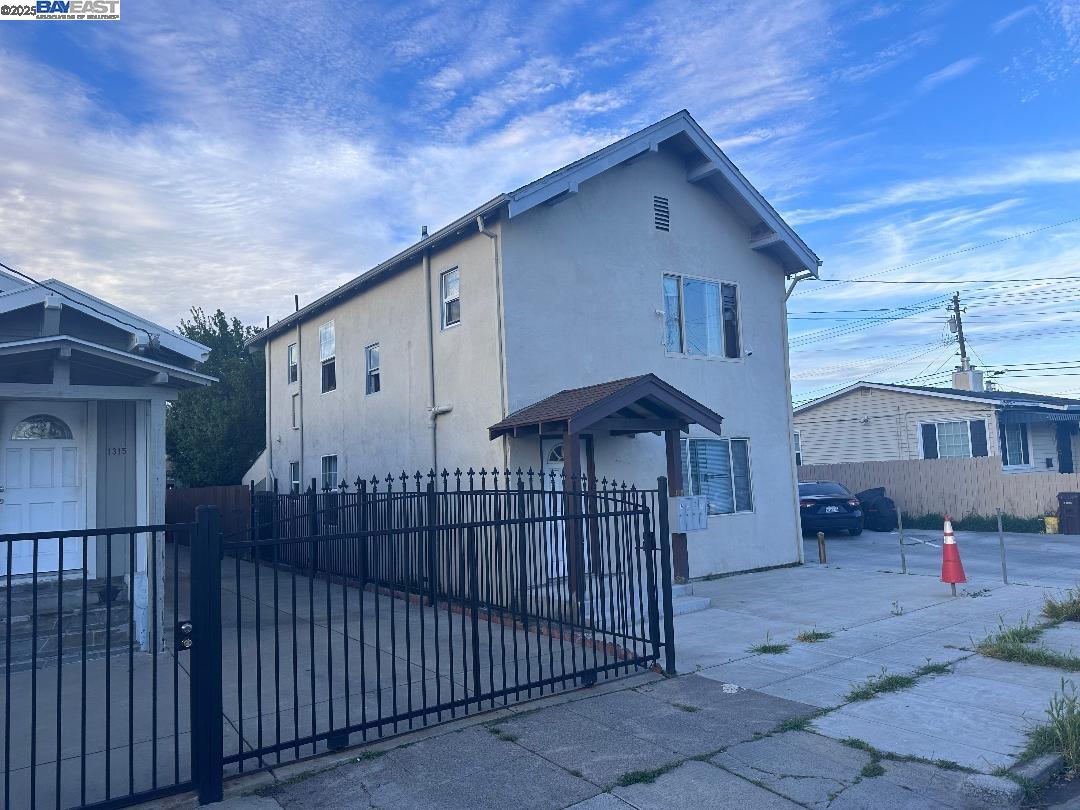 Detail Gallery Image 19 of 19 For 1317 Chanslor Ave, Richmond,  CA 94801 - – Beds | – Baths