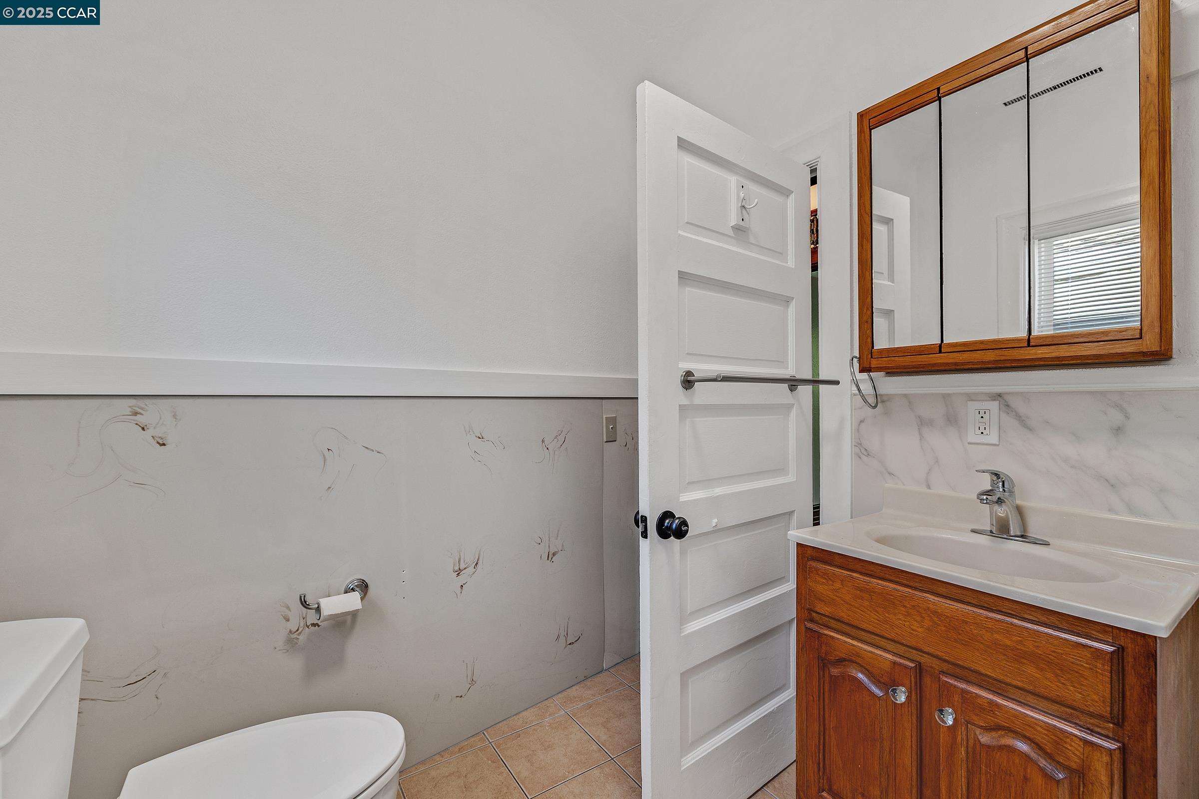 Detail Gallery Image 31 of 31 For 3102 Martin Luther King Jr Way, Berkeley,  CA 94703 - 4 Beds | 1 Baths