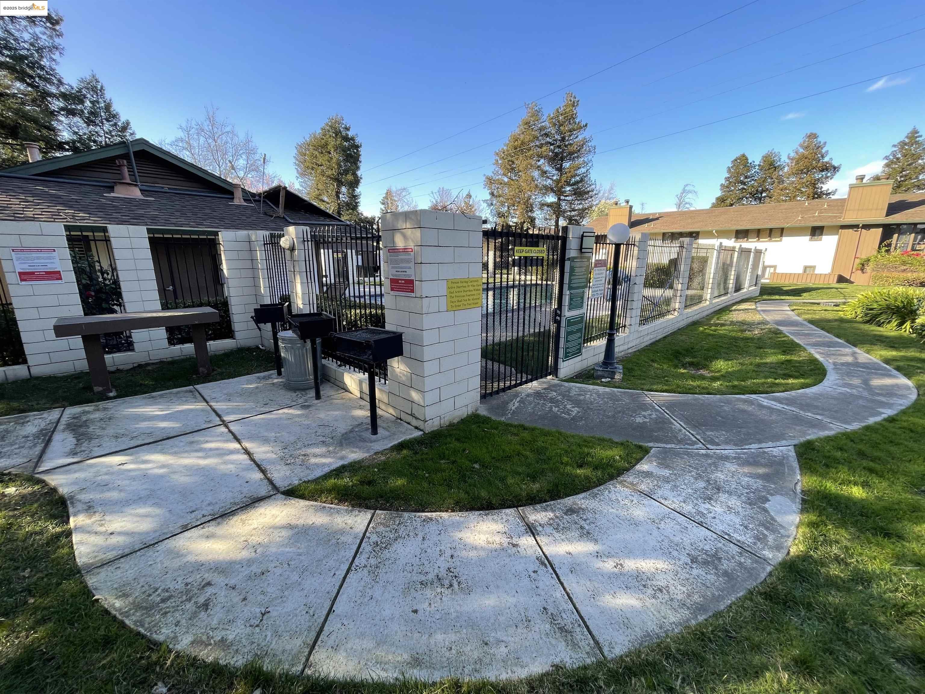 Detail Gallery Image 19 of 25 For 2400 Sunny Ln #21,  Antioch,  CA 94509 - 2 Beds | 2 Baths