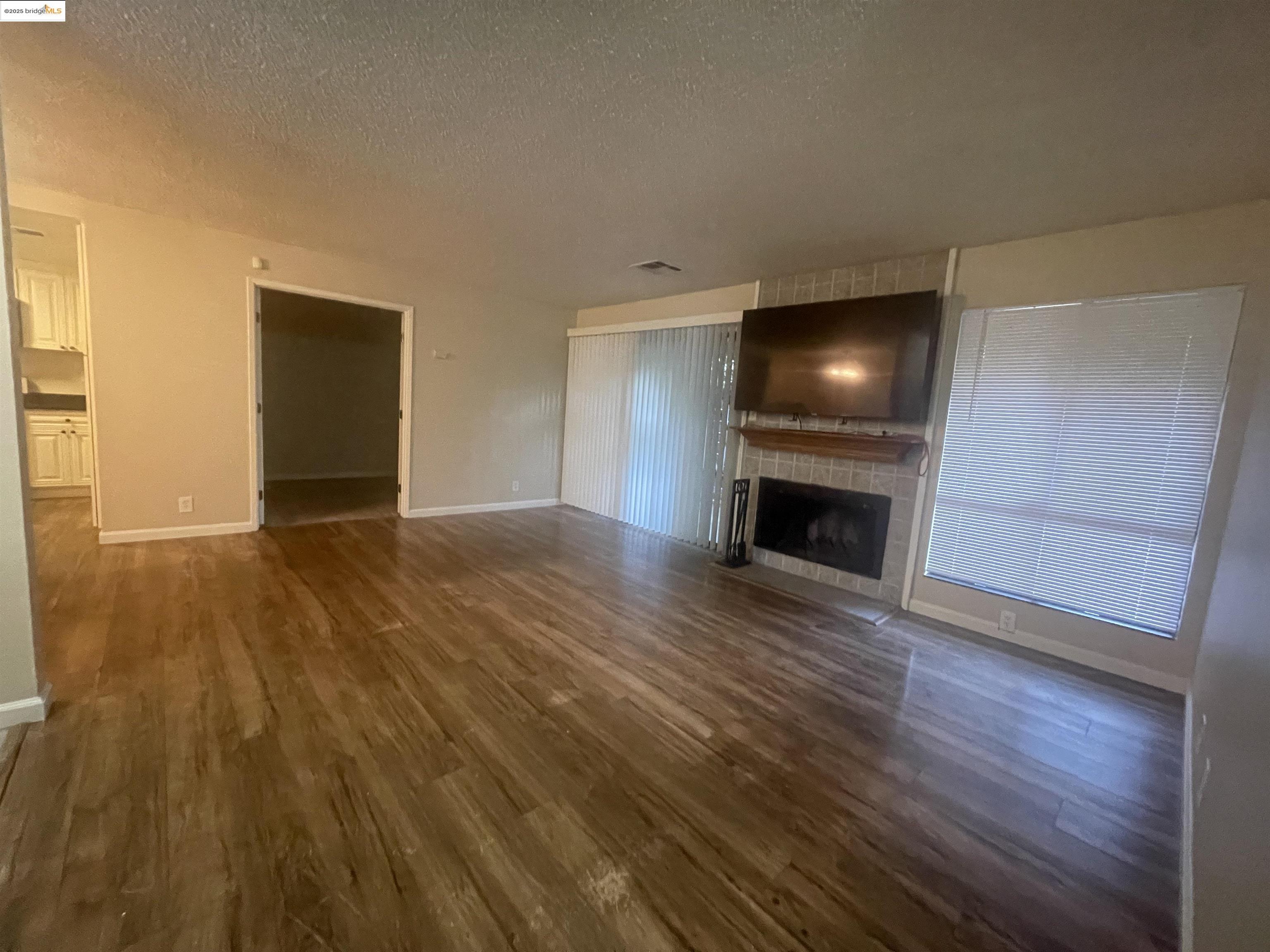 Detail Gallery Image 7 of 25 For 2400 Sunny Ln #21,  Antioch,  CA 94509 - 2 Beds | 2 Baths