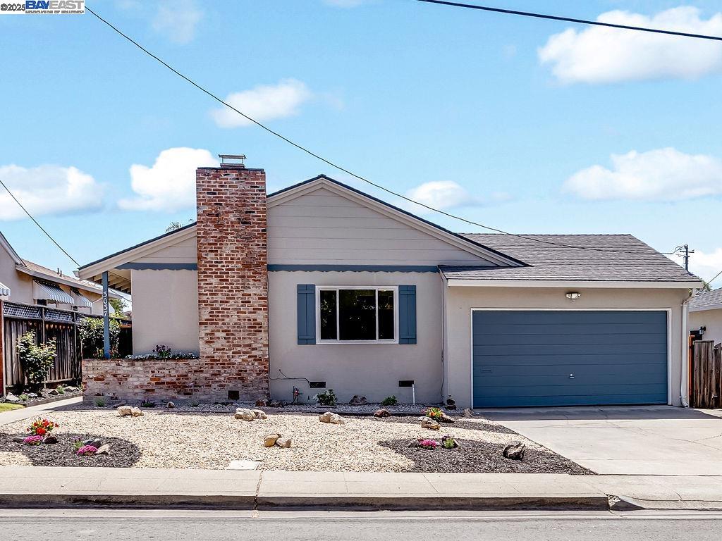 Detail Gallery Image 1 of 51 For 3037 Greenview Dr, Castro Valley,  CA 94546 - 3 Beds | 2 Baths