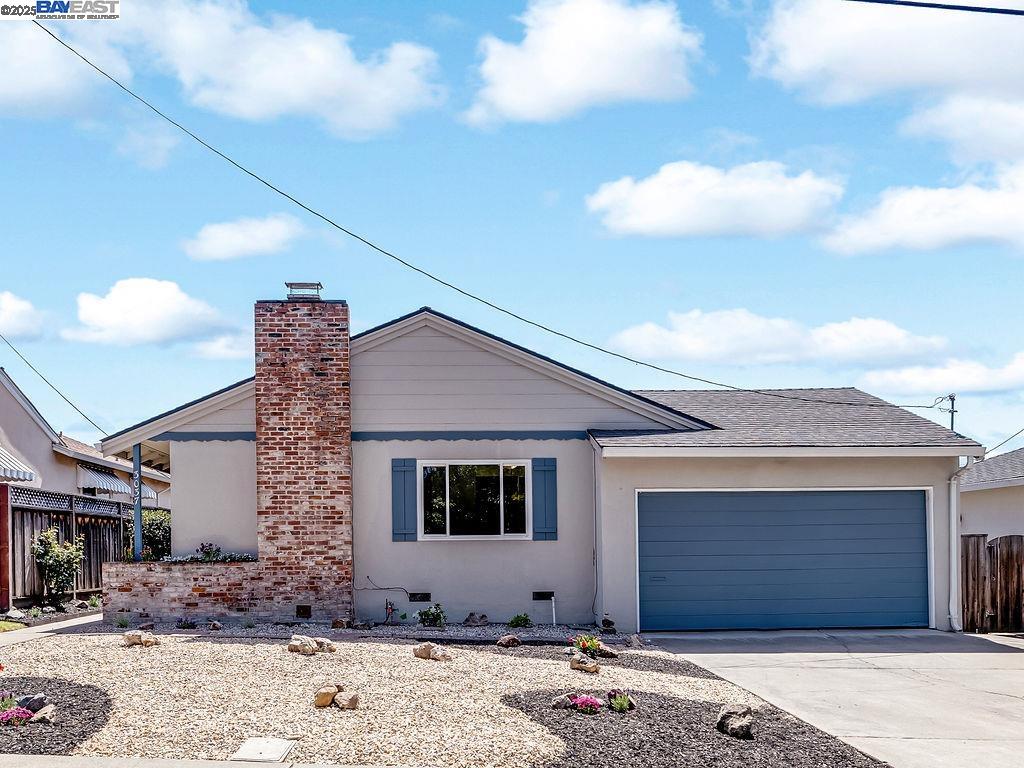 Detail Gallery Image 2 of 51 For 3037 Greenview Dr, Castro Valley,  CA 94546 - 3 Beds | 2 Baths