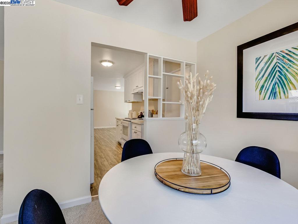 Detail Gallery Image 16 of 51 For 3037 Greenview Dr, Castro Valley,  CA 94546 - 3 Beds | 2 Baths