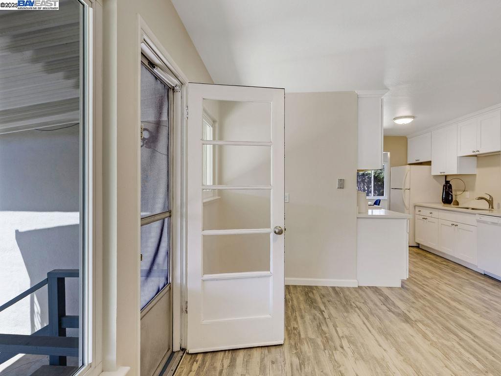 Detail Gallery Image 42 of 51 For 3037 Greenview Dr, Castro Valley,  CA 94546 - 3 Beds | 2 Baths