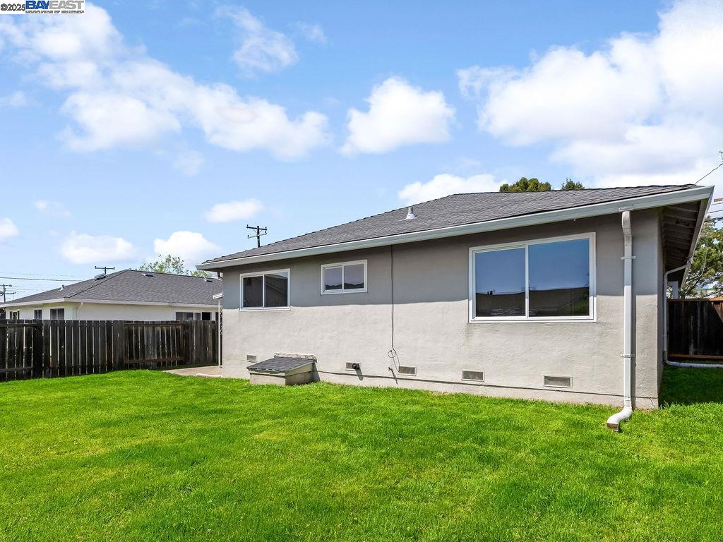 Detail Gallery Image 48 of 51 For 3037 Greenview Dr, Castro Valley,  CA 94546 - 3 Beds | 2 Baths