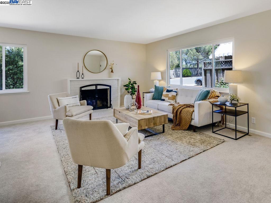 Detail Gallery Image 9 of 51 For 3037 Greenview Dr, Castro Valley,  CA 94546 - 3 Beds | 2 Baths