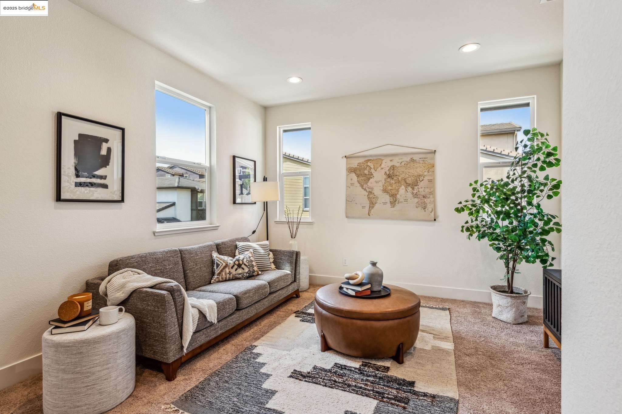 Detail Gallery Image 19 of 60 For 2759 Aschow Ln, Alameda,  CA 94501 - 5 Beds | 4/1 Baths
