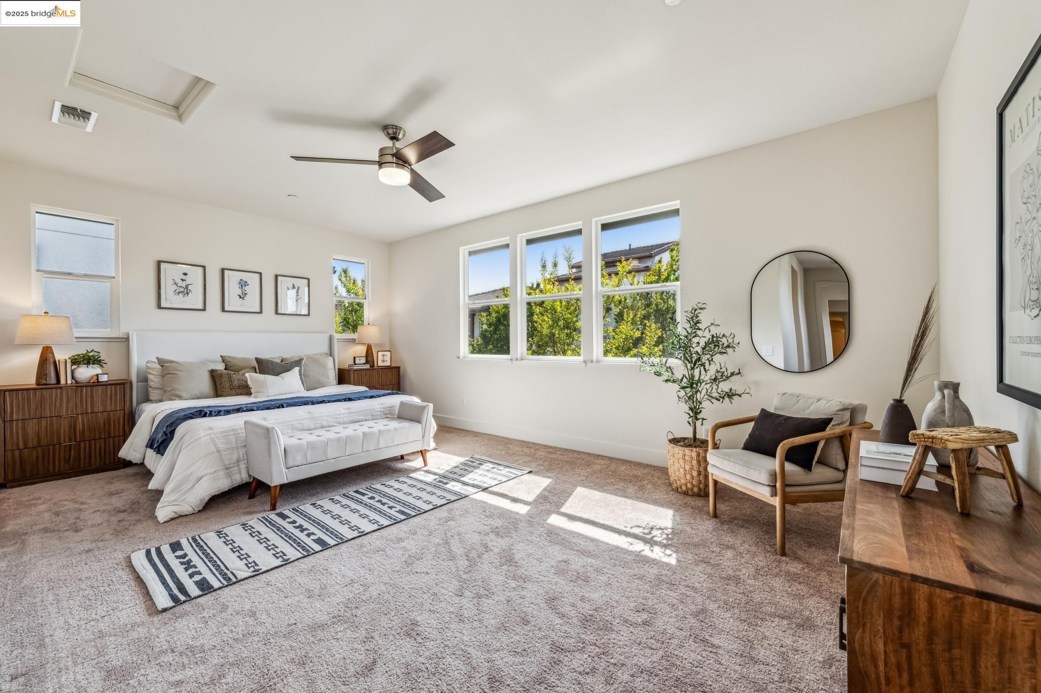 Detail Gallery Image 27 of 60 For 2759 Aschow Ln, Alameda,  CA 94501 - 5 Beds | 4/1 Baths