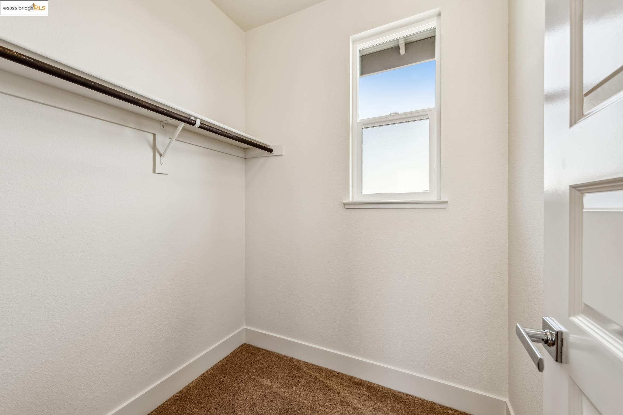 Detail Gallery Image 34 of 60 For 2759 Aschow Ln, Alameda,  CA 94501 - 5 Beds | 4/1 Baths