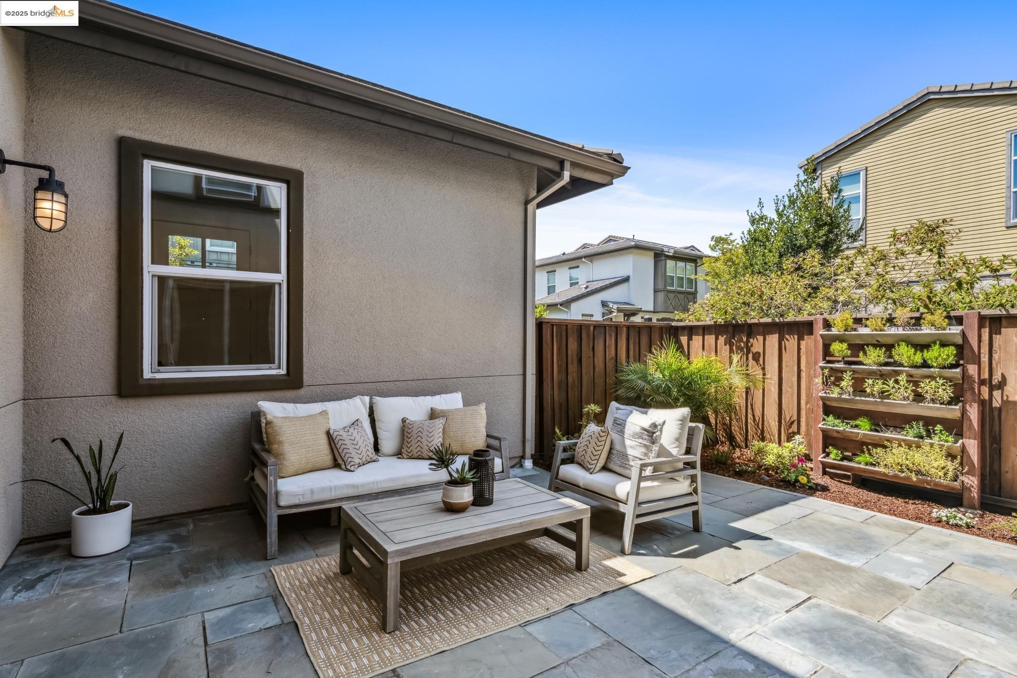 Detail Gallery Image 42 of 60 For 2759 Aschow Ln, Alameda,  CA 94501 - 5 Beds | 4/1 Baths