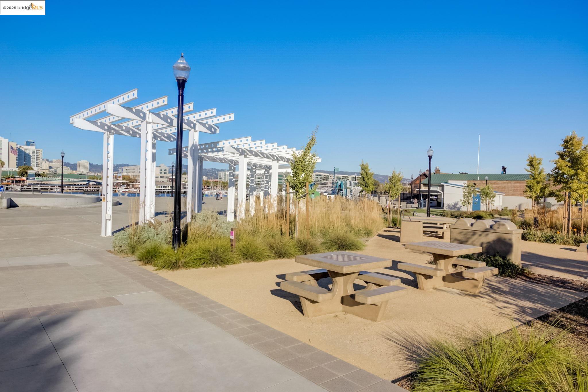 Detail Gallery Image 58 of 60 For 2759 Aschow Ln, Alameda,  CA 94501 - 5 Beds | 4/1 Baths