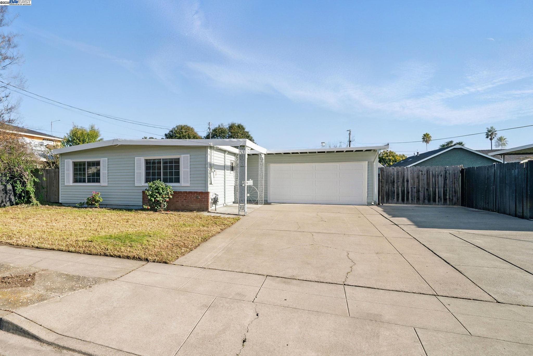 Detail Gallery Image 1 of 1 For 4116 Fairwood, Fremont,  CA 94538 - 3 Beds | 2 Baths