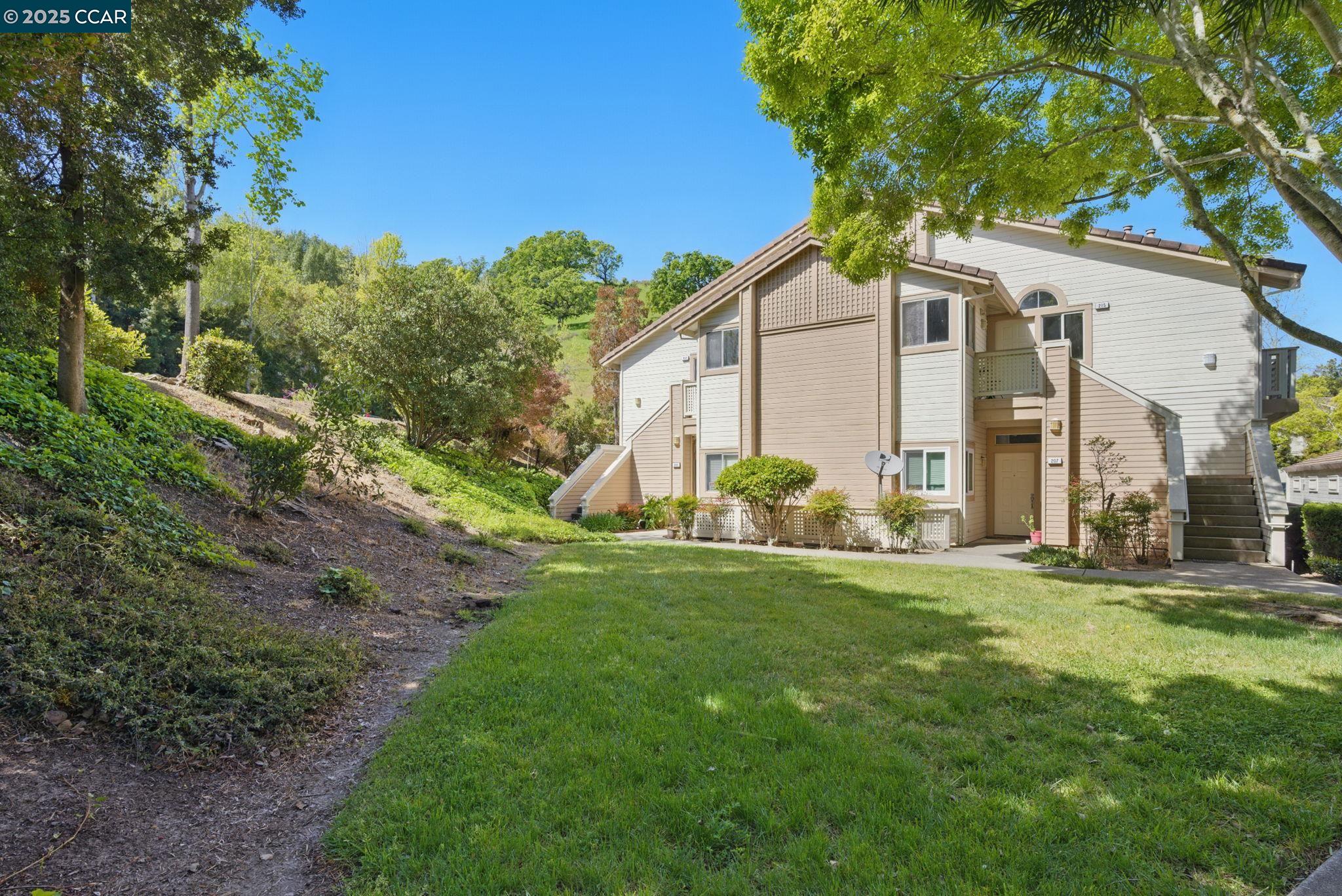 More Details about MLS # 41092861 : 209 PALERMO