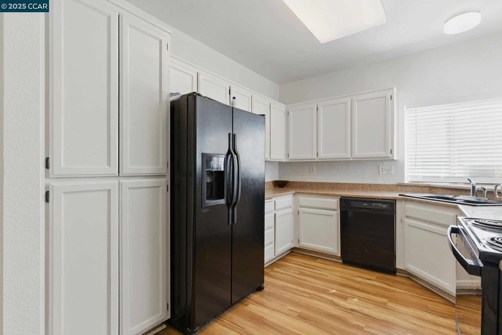 Detail Gallery Image 13 of 25 For 209 Palermo, Hercules,  CA 94547 - 2 Beds | 2 Baths