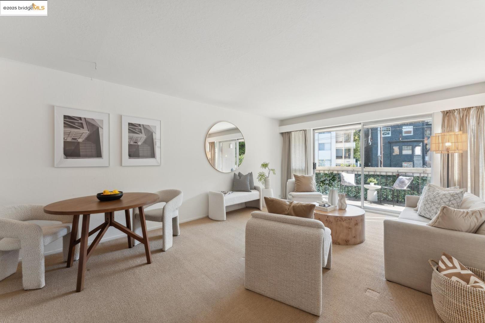 323 Monte Vista AVE # 103, Oakland, California 94611, 1 Bedroom Bedrooms, 3 Rooms Rooms,1 BathroomBathrooms,Residential,For Sale,323 Monte Vista AVE # 103,41092882