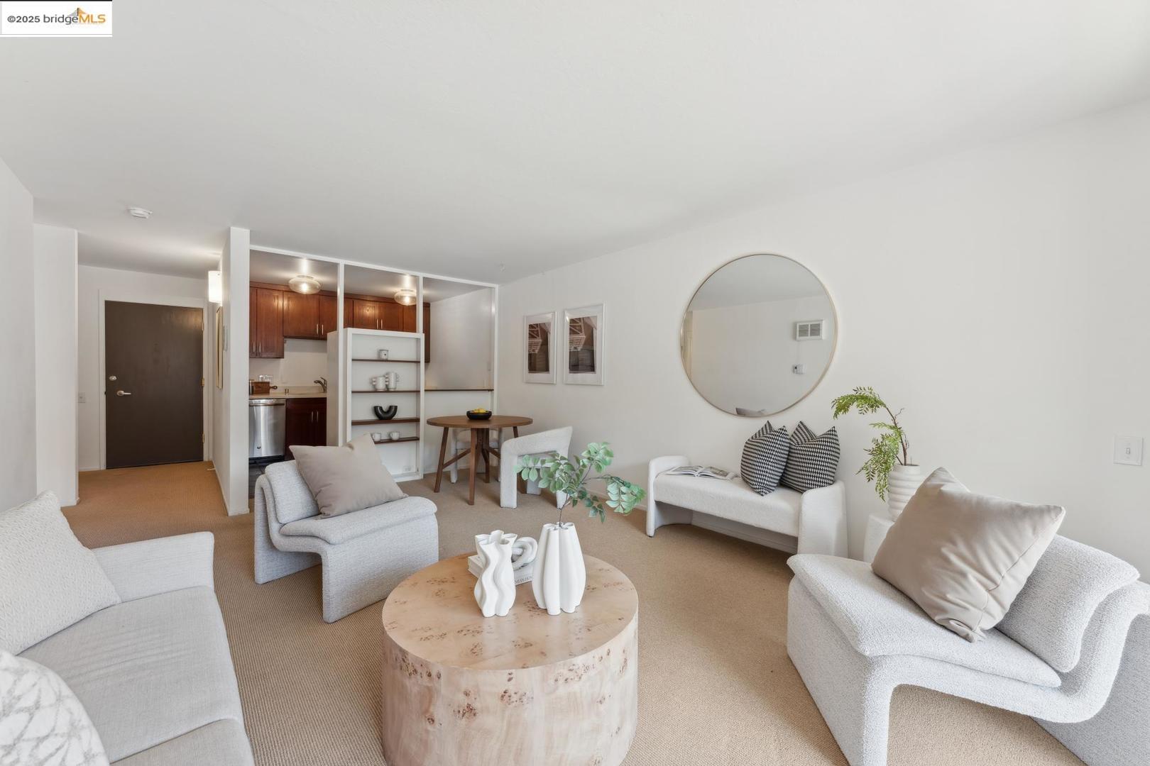 323 Monte Vista AVE # 103, Oakland, California 94611, 1 Bedroom Bedrooms, 3 Rooms Rooms,1 BathroomBathrooms,Residential,For Sale,323 Monte Vista AVE # 103,41092882