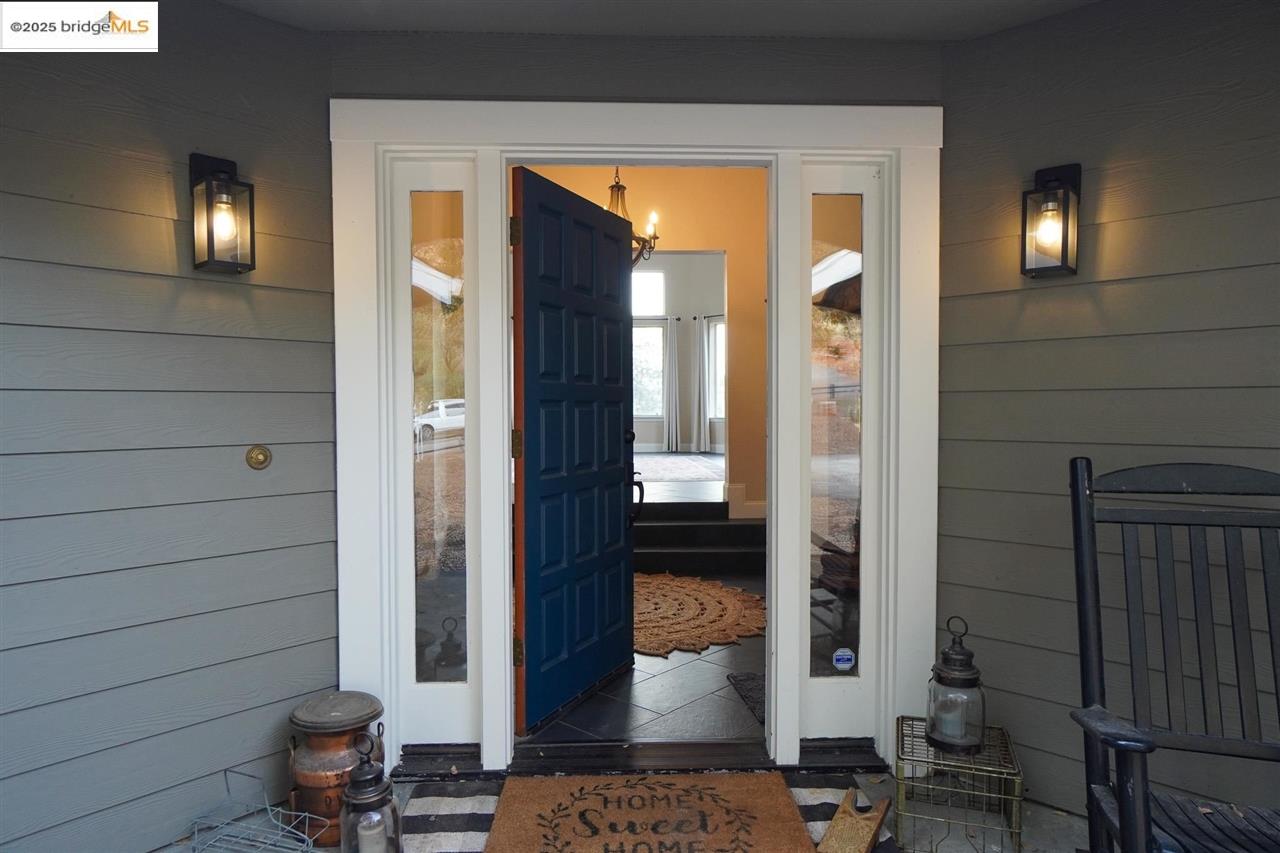 Detail Gallery Image 2 of 59 For 12300 Wahine, Jamestown,  CA 95327-9495 - 3 Beds | 2/1 Baths