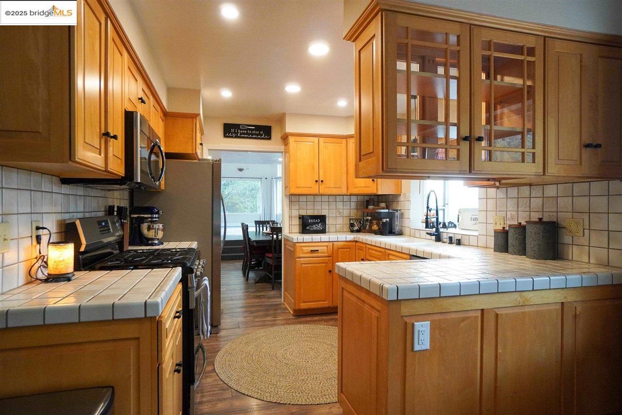 Detail Gallery Image 14 of 59 For 12300 Wahine, Jamestown,  CA 95327-9495 - 3 Beds | 2/1 Baths