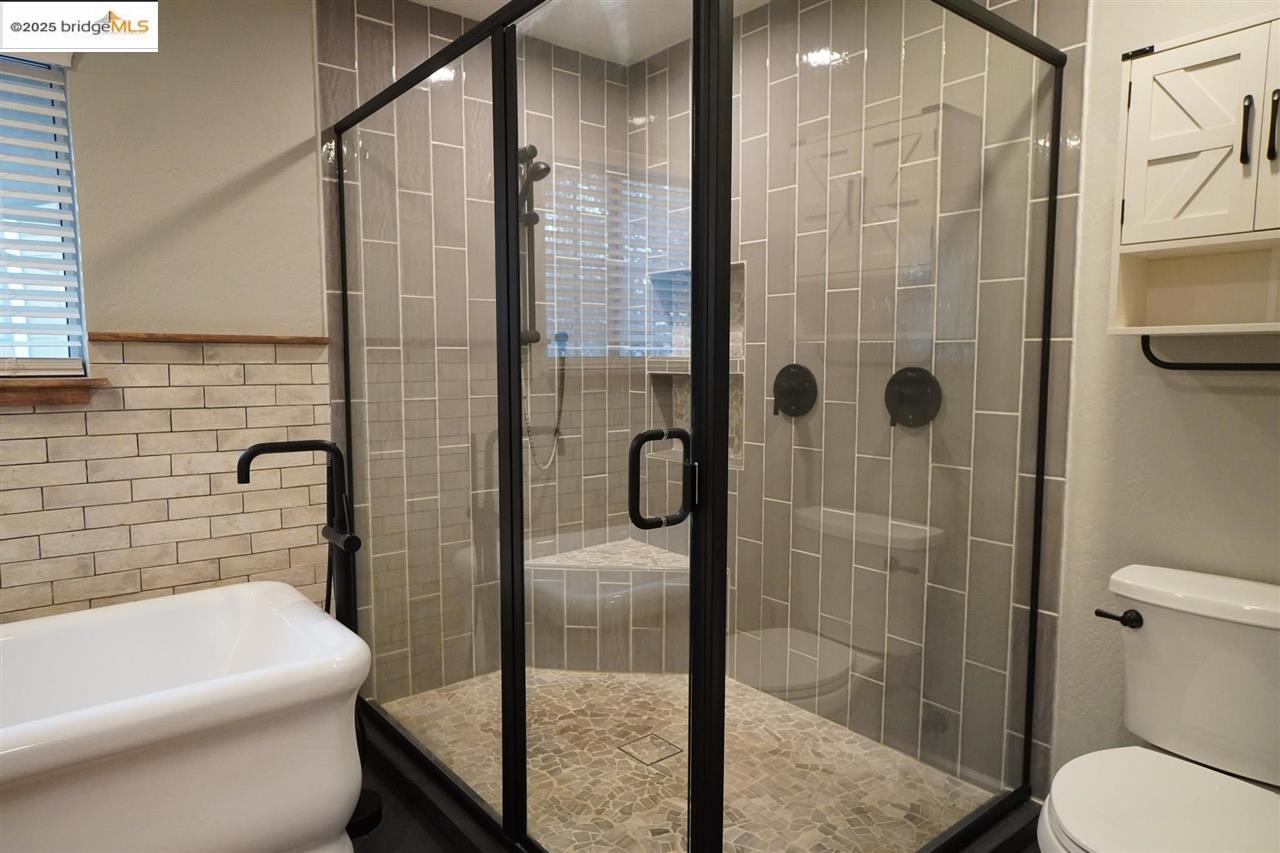 Detail Gallery Image 31 of 59 For 12300 Wahine, Jamestown,  CA 95327-9495 - 3 Beds | 2/1 Baths