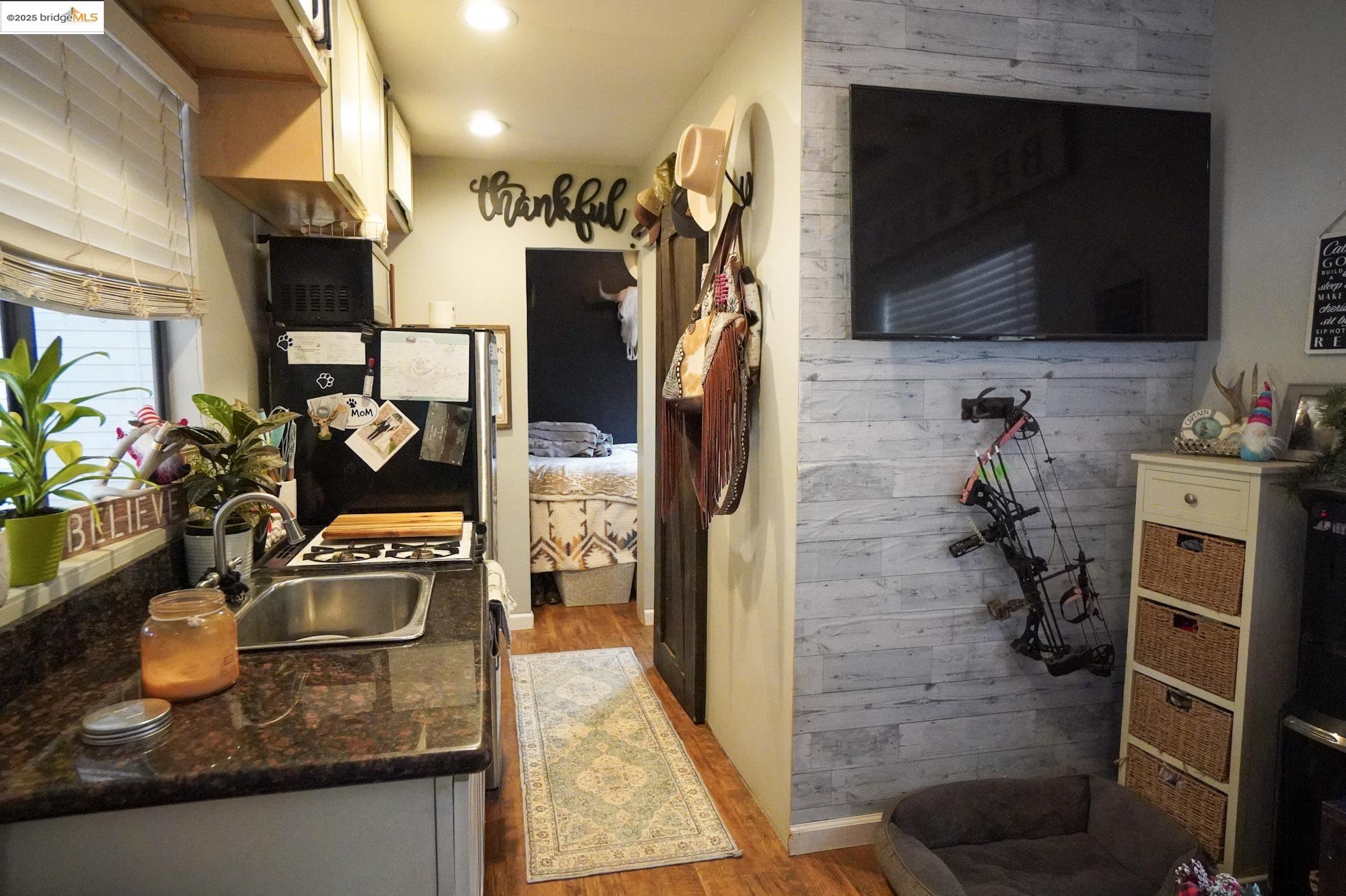 Detail Gallery Image 55 of 59 For 12300 Wahine, Jamestown,  CA 95327-9495 - 3 Beds | 2/1 Baths