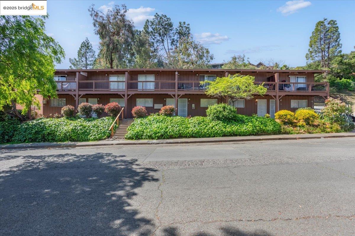 Front Image Thumbnail for EB41092889